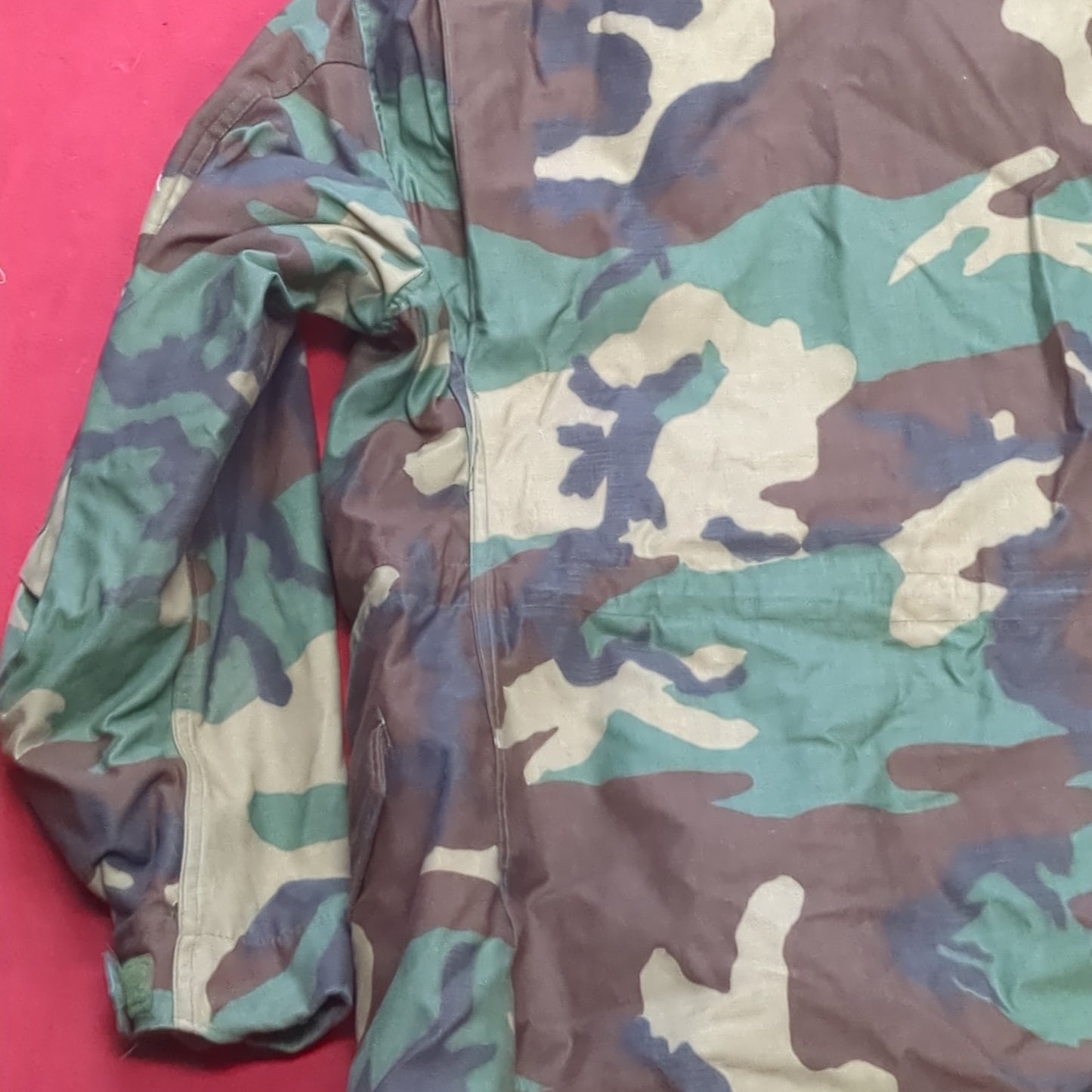 Vintage US Army BDU Woodland MEDIUM LONG Cold Weather Field Jacket (01n dc01-3)