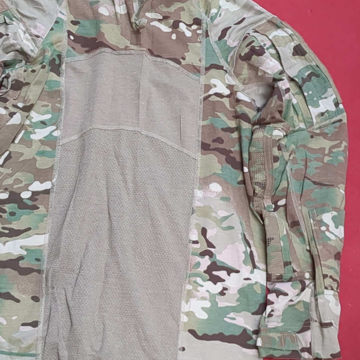 NWOT US Army Deployment MEDIUM 1/4 Quarter Zip OCP Multicam Frac Combat Top (cso- fa10-GUA13)