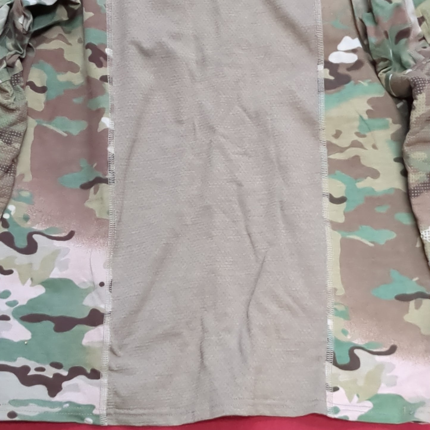 NWOT US Army Deployment MEDIUM 1/4 Quarter Zip OCP Multicam Frac Combat Top (cso- fa10-GUA13)