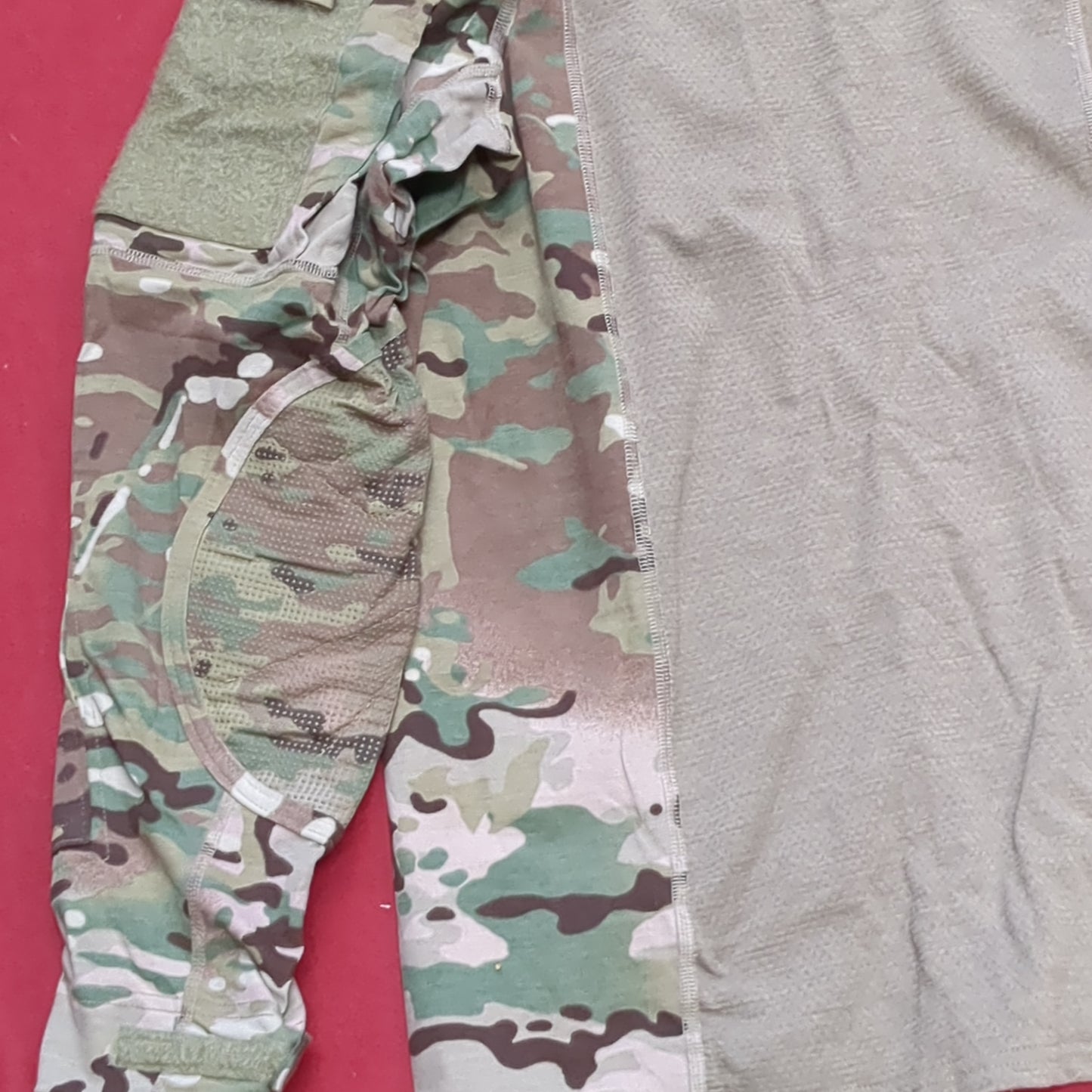 NWOT US Army Deployment MEDIUM 1/4 Quarter Zip OCP Multicam Frac Combat Top (cso- fa10-GUA13)
