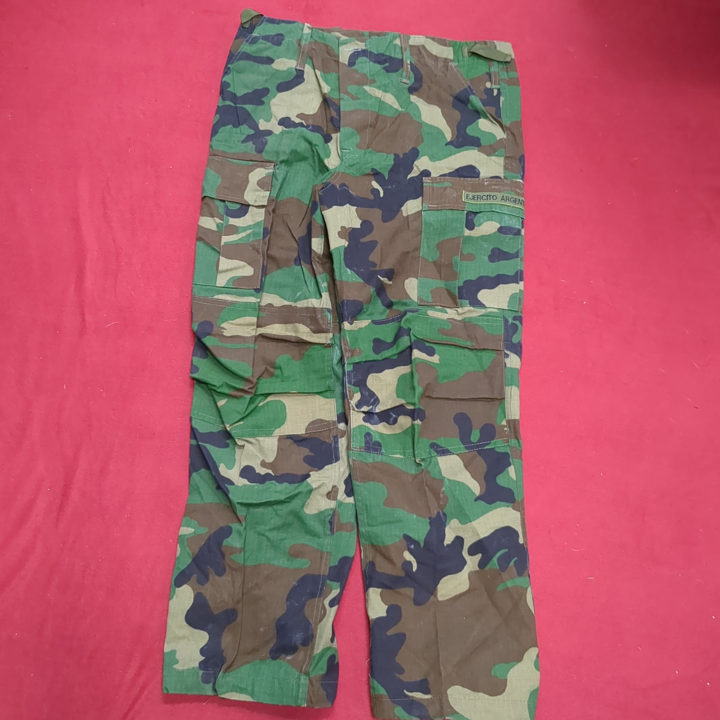Argentinian Uniform Bottom Size approximately Medium Regular Excellent condition (07o db07-19)