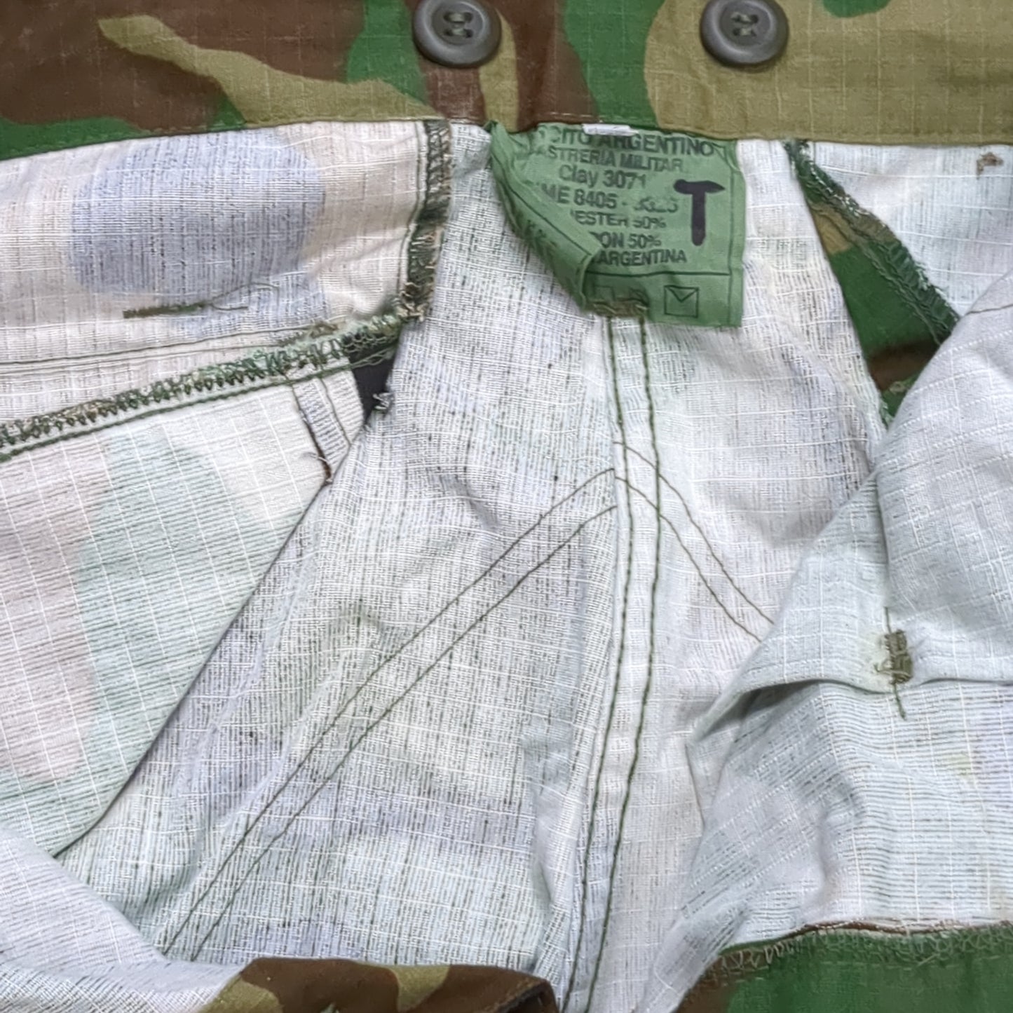 Argentinian Uniform Bottom Size approximately Medium Regular Excellent condition (07o db07-19)