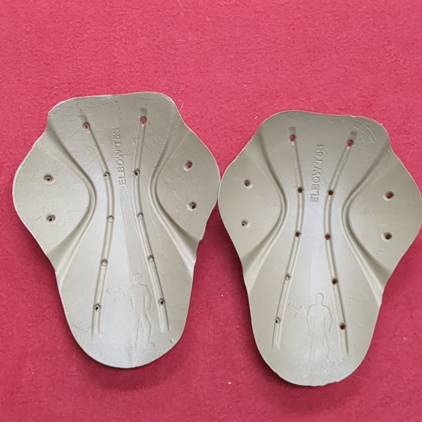 NOS Khaki Elbow Pads Excellent condition (09o db3-11)