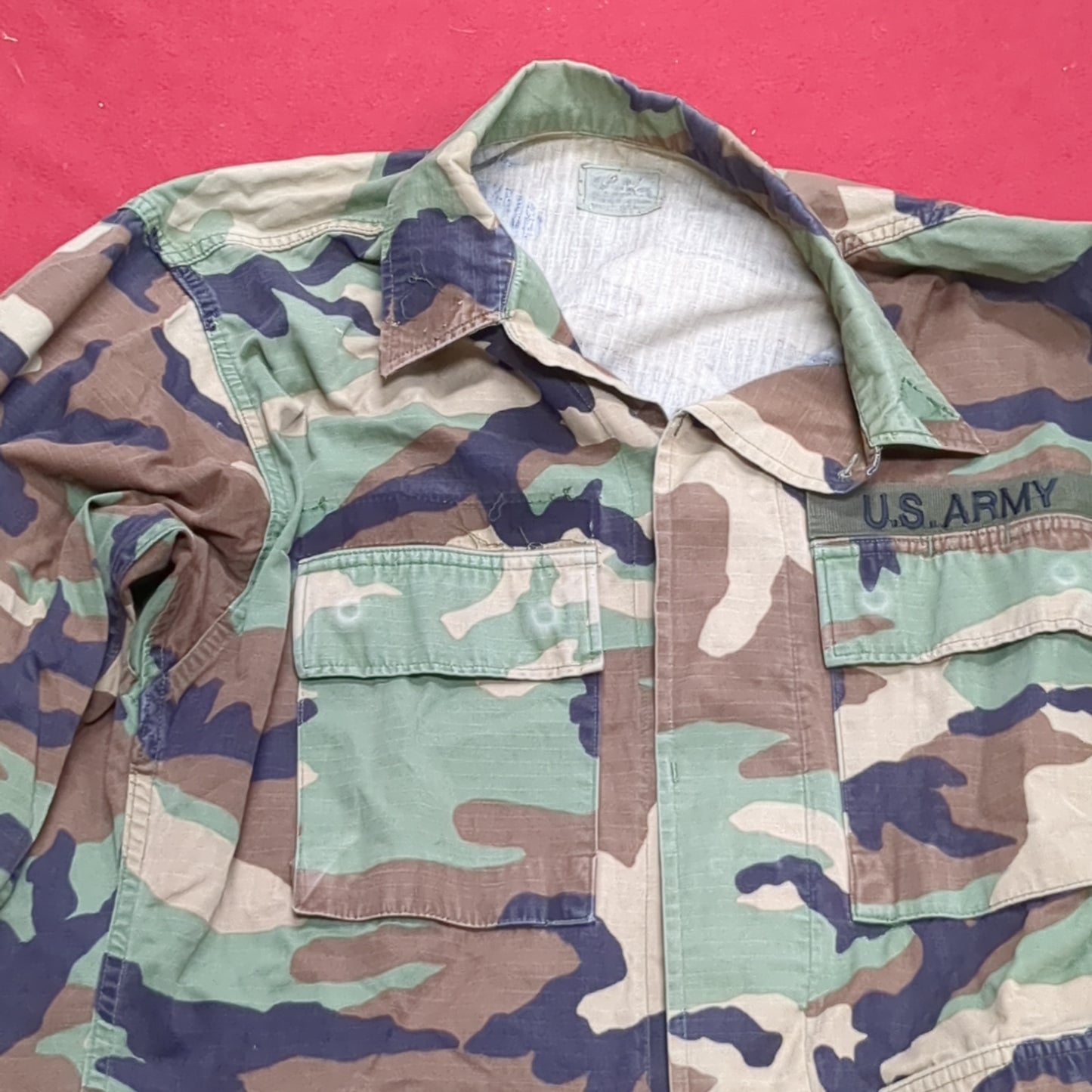 US Army MEDIUM SHORT Uniform Top BDU WOODLAND Pattern Good Condition (14o db4-31)