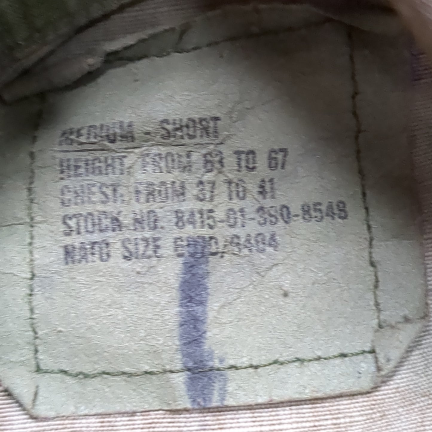 US Army MEDIUM SHORT Uniform Top BDU WOODLAND Pattern Good Condition (14o db4-35)