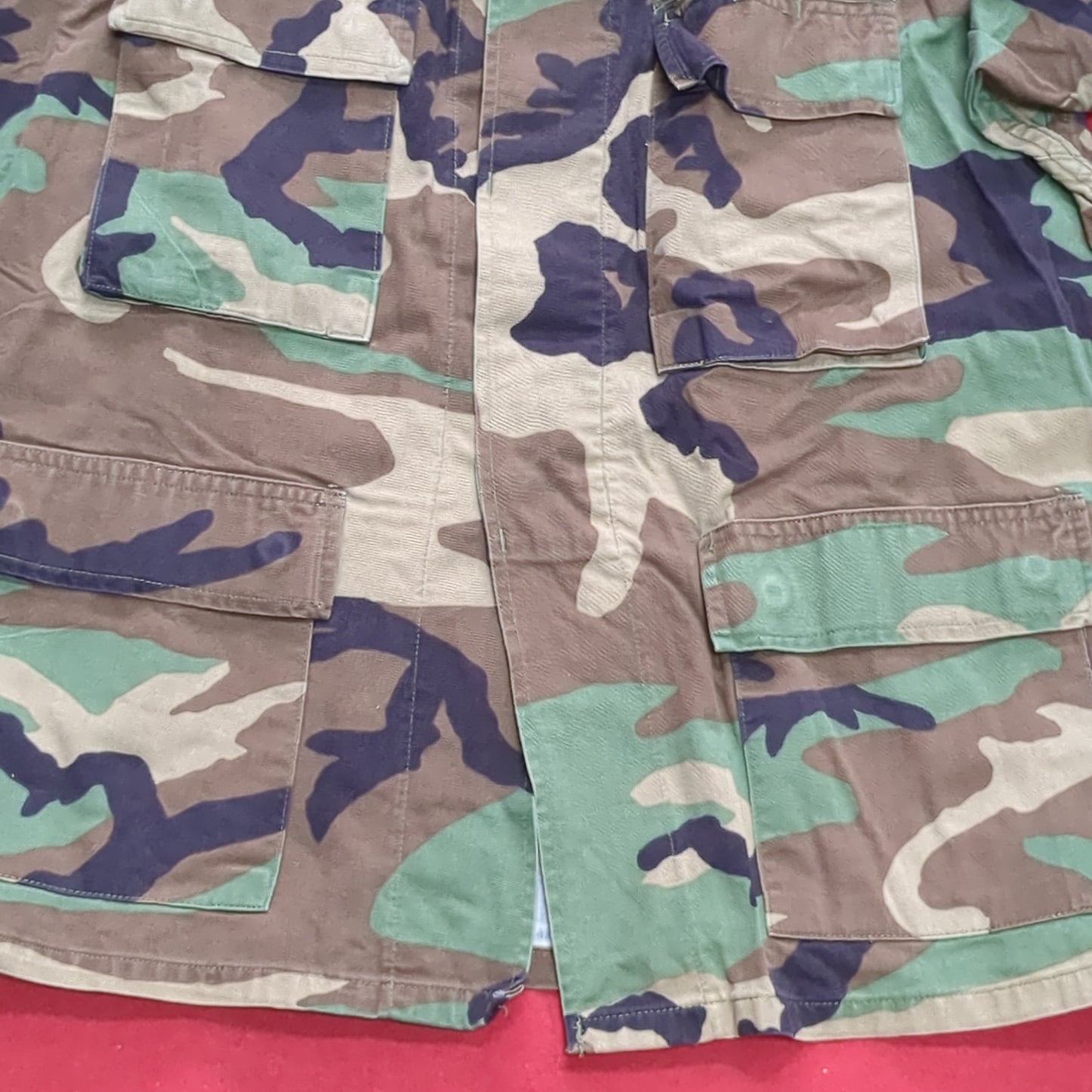 US Army MEDIUM SHORT Uniform Top BDU WOODLAND Pattern Good Condition (14o db4-30)