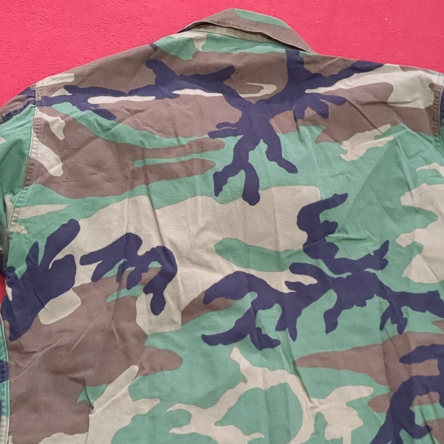 US Army MEDIUM SHORT Uniform Top BDU WOODLAND Pattern Good Condition (14o db4-30)
