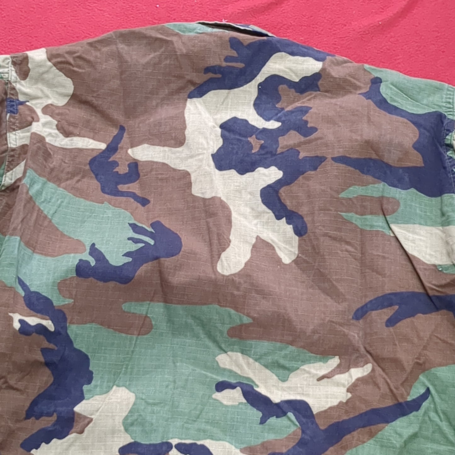 US Army MEDIUM SHORT Uniform Top BDU WOODLAND Pattern Good Condition (14o db4-34)