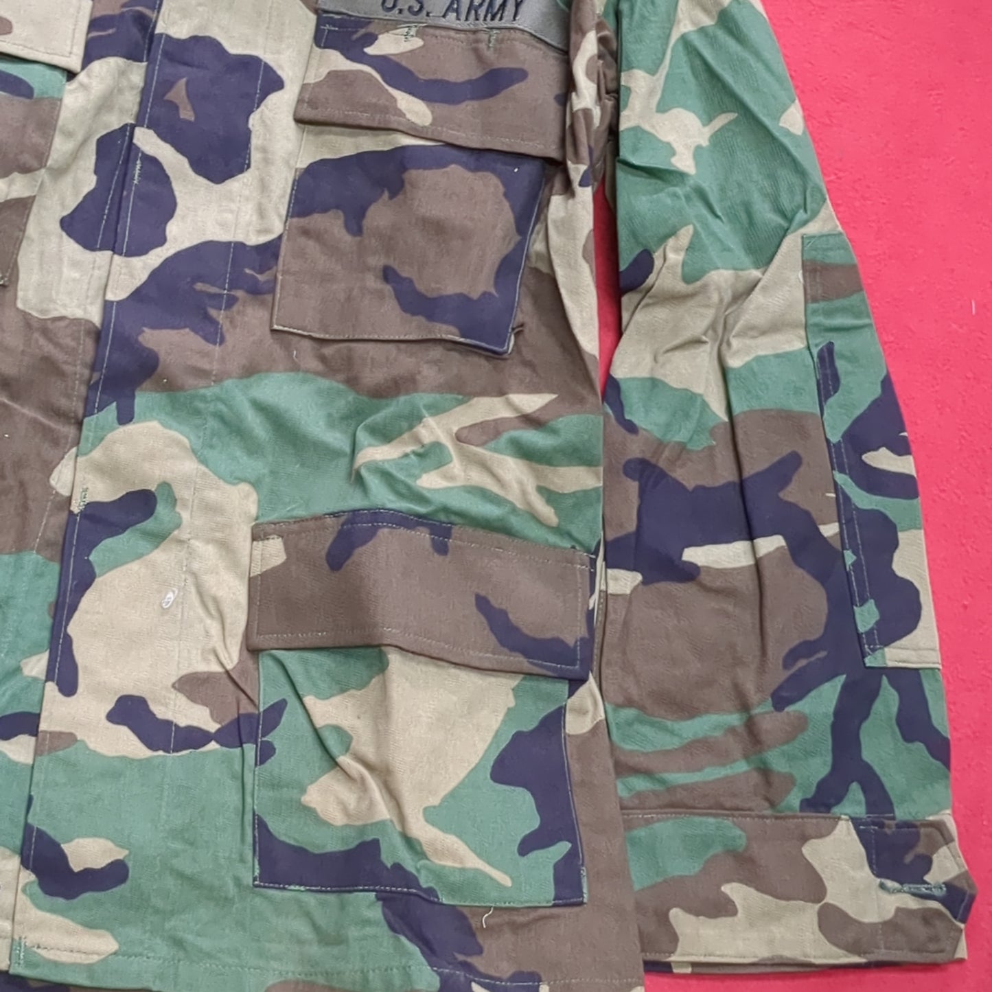 US Army MEDIUM SHORT Uniform Top BDU WOODLAND Pattern Good Condition (14o db4-36)
