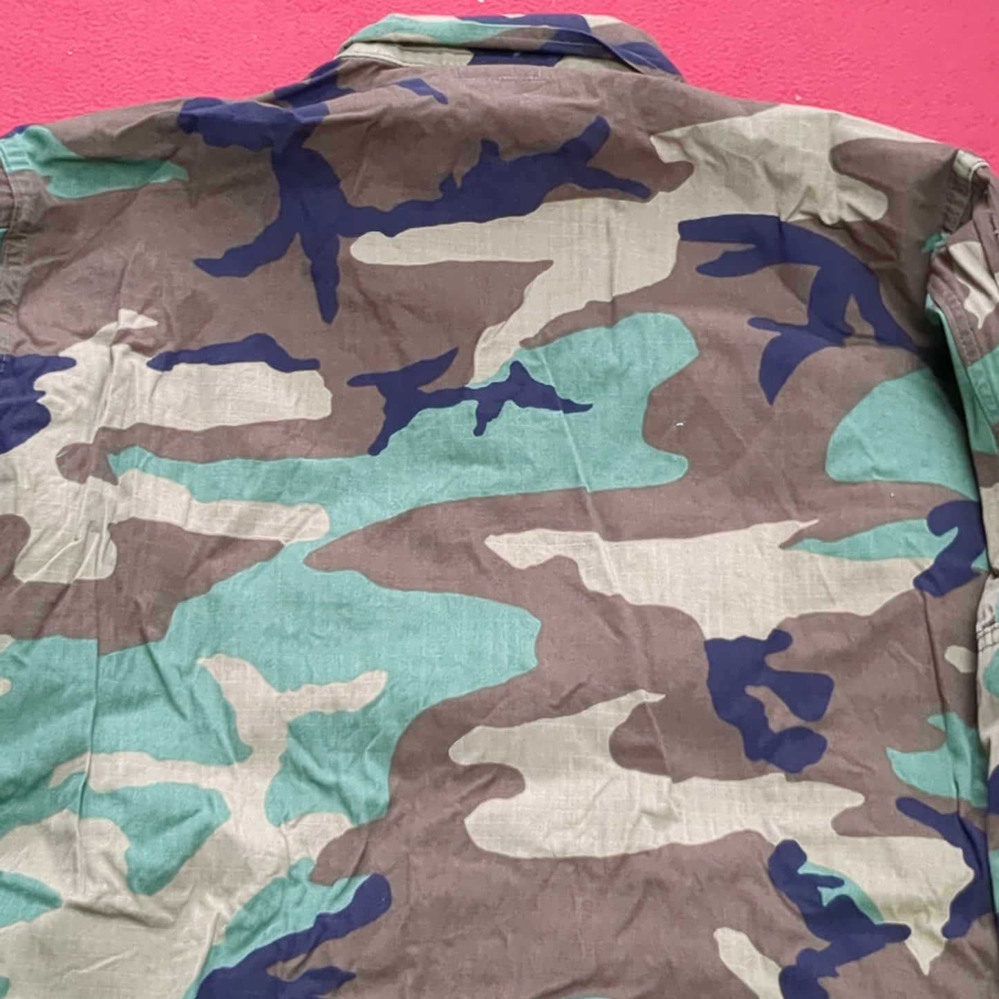 US Army MEDIUM SHORT Uniform Top BDU WOODLAND Pattern Good Condition (14o db4-25)