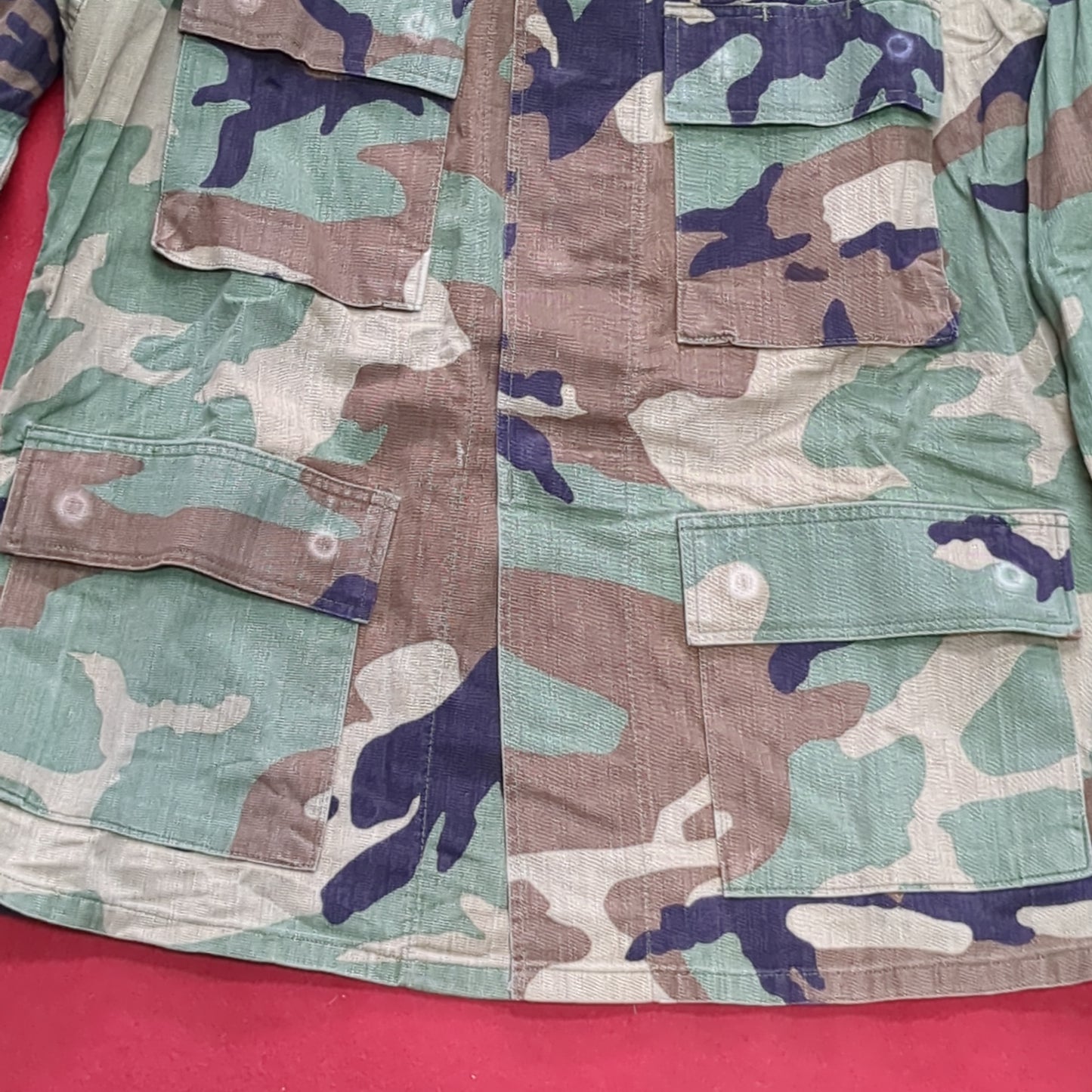US Army MEDIUM SHORT Uniform Top BDU WOODLAND Pattern Good Condition (14o db4-28)