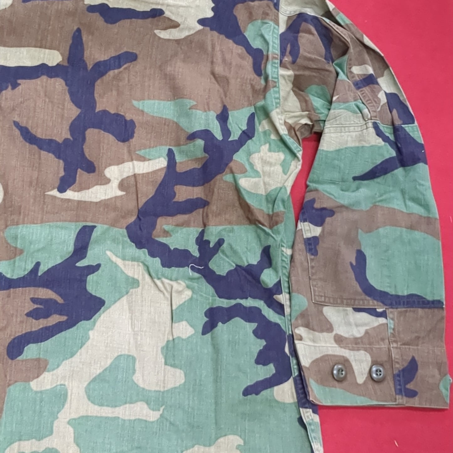 US Army MEDIUM SHORT Uniform Top BDU WOODLAND Pattern Good Condition (14o db4-28)