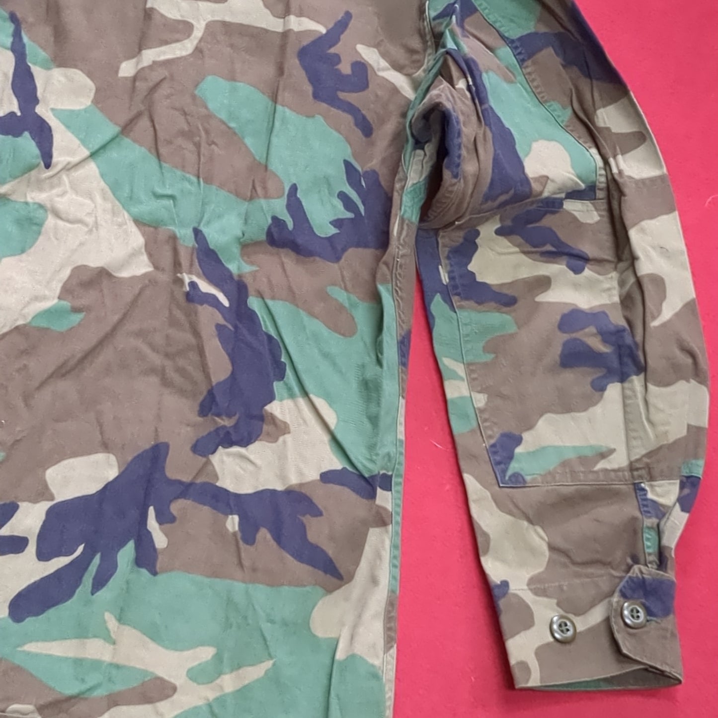 US Army MEDIUM SHORT Uniform Top BDU WOODLAND Pattern Good Condition (14o db4-29)