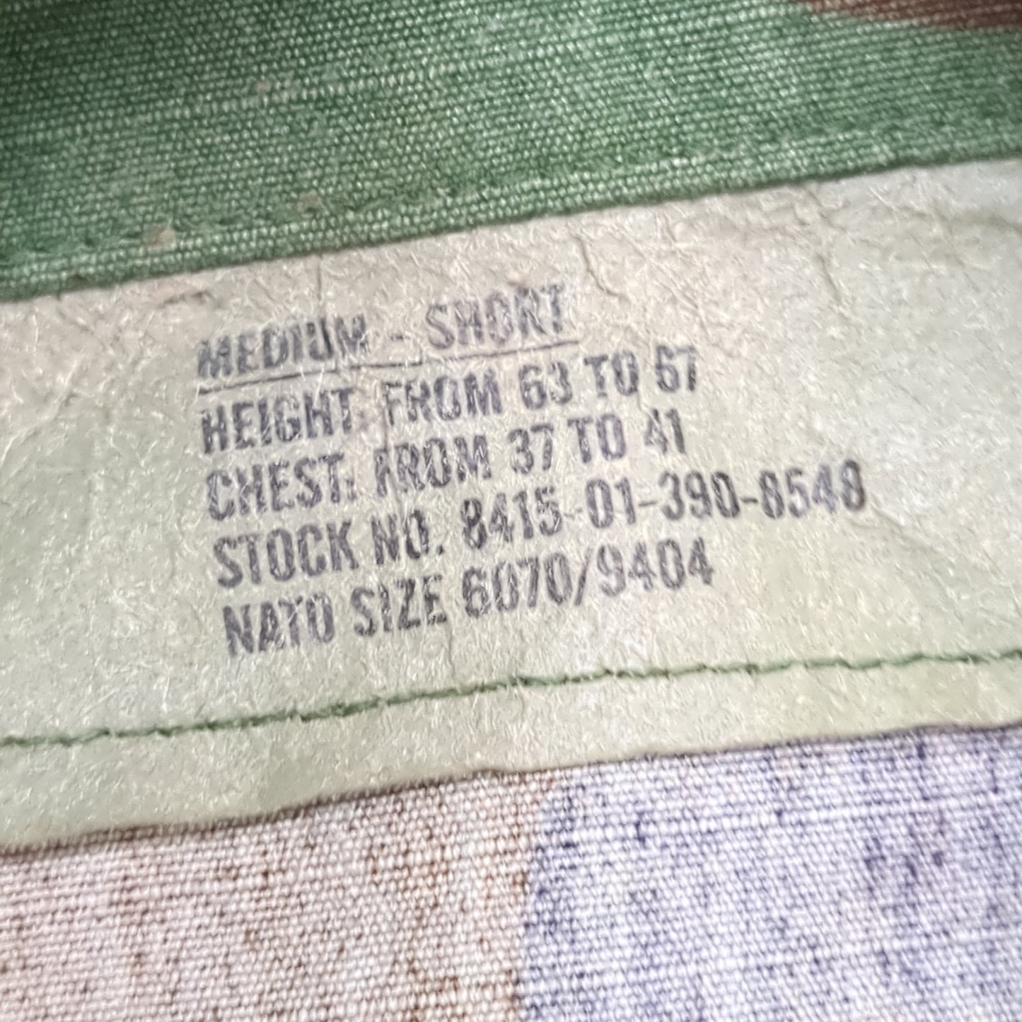 US Army MEDIUM SHORT Uniform Top BDU WOODLAND Pattern Good Condition (14o db4-32)