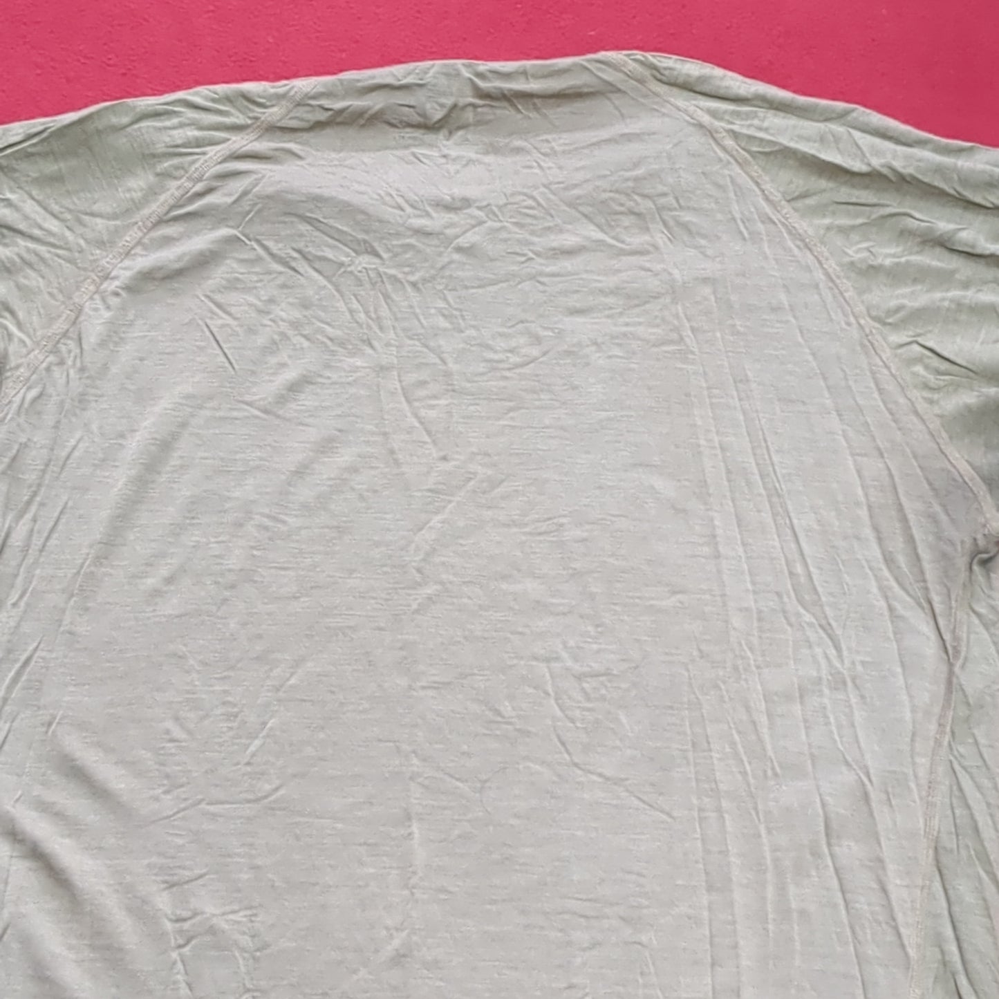 US Army Coyote Undershirt Large Excellent Condition (22o- da02-APR29)