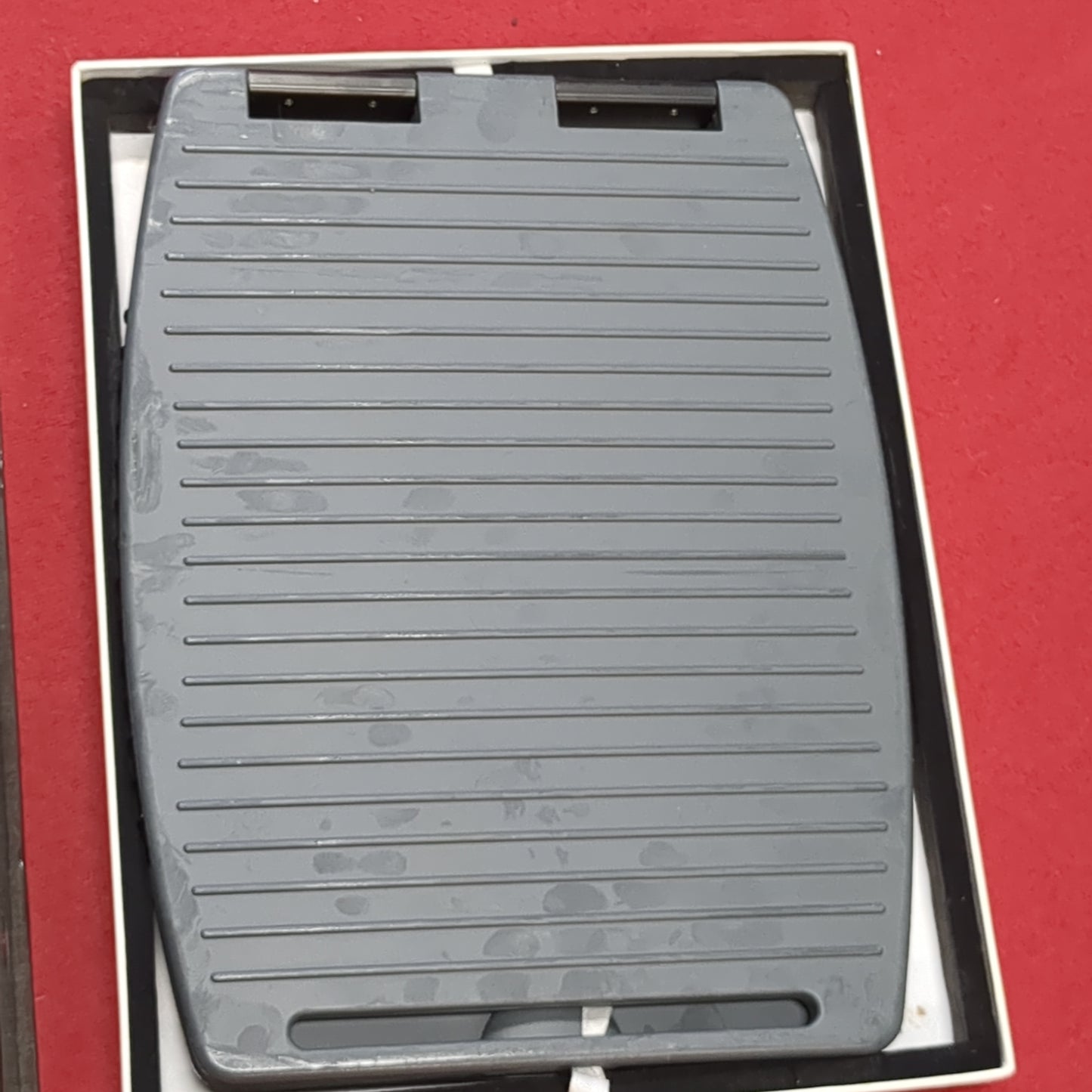 NOS Power Traveller Solar Gorilla with Case and Attachments (A16 BAR ac04-t)