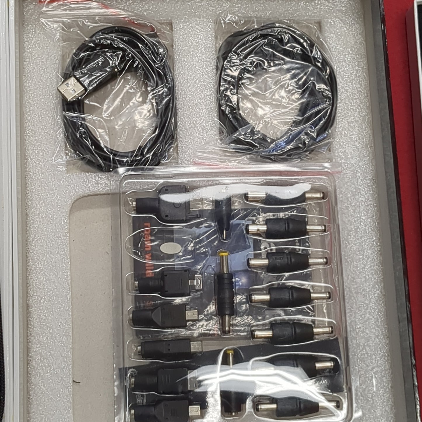 NOS Power Traveller Solar Gorilla with Case and Attachments (A16 BAR ac04-t)