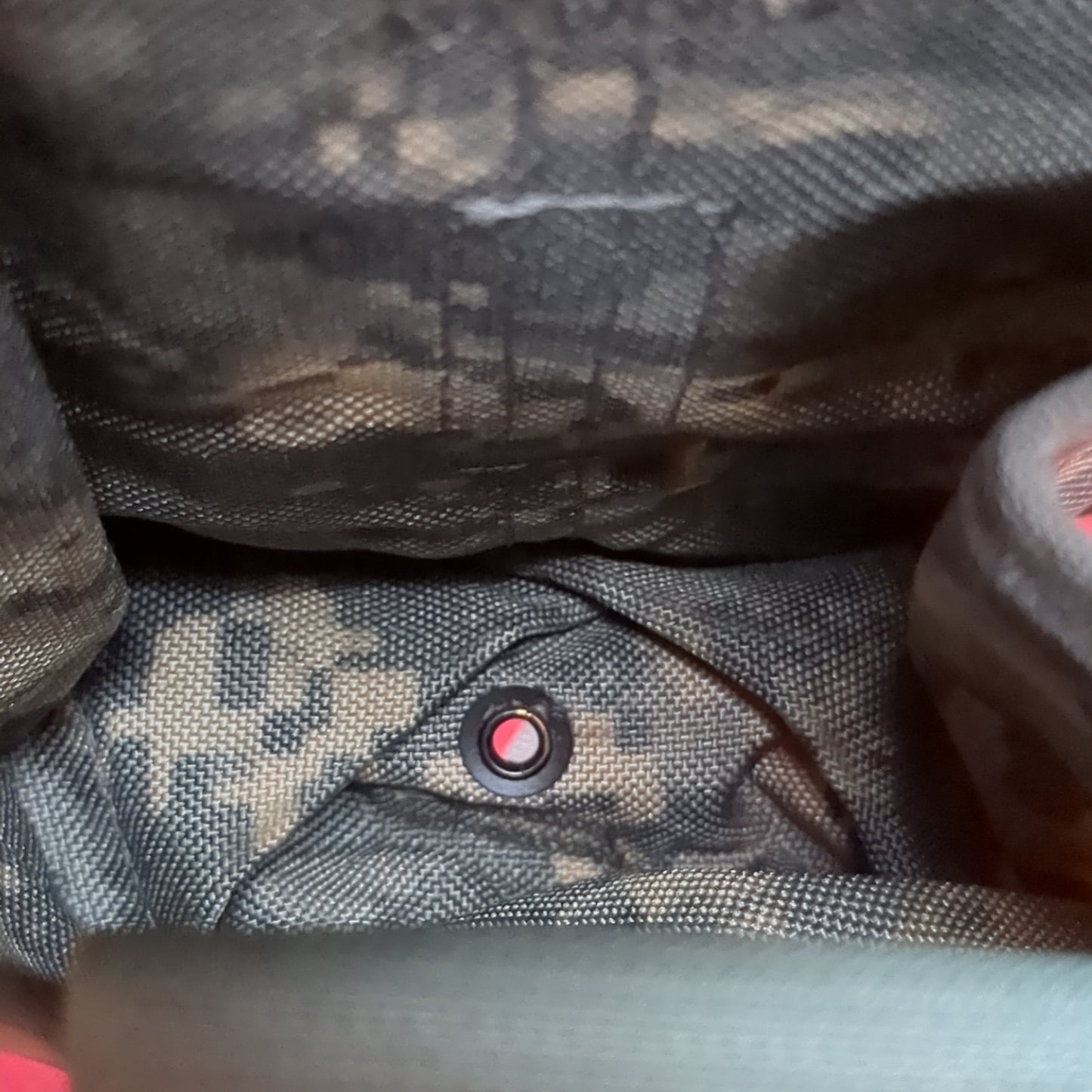 SPEC OPS X-4 MOLLE II 4 Magazine Utility Pouch ACU Good Condition (ca07-SEP128)