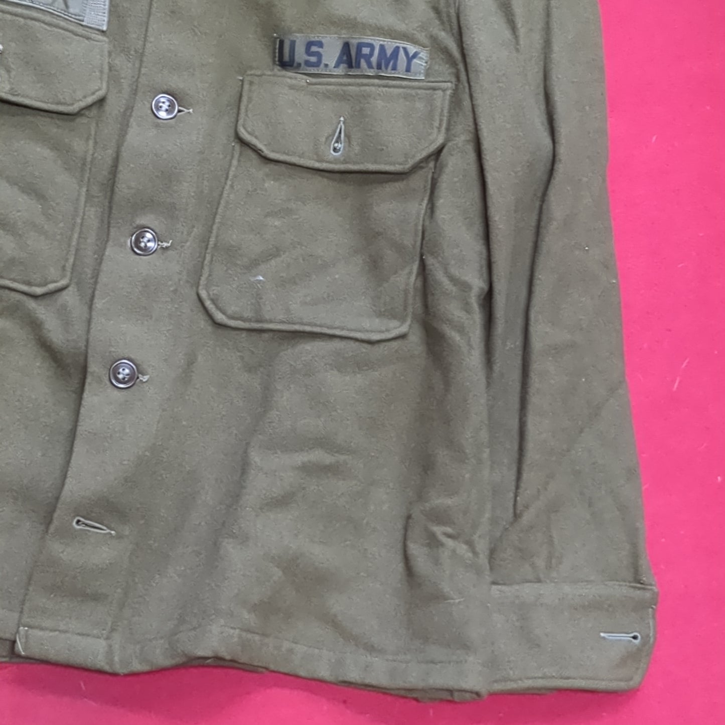 VINTAGE Man's Small Regular (?) Wool Olive Green Coat Shirt Excellent Condition (eb08-20)