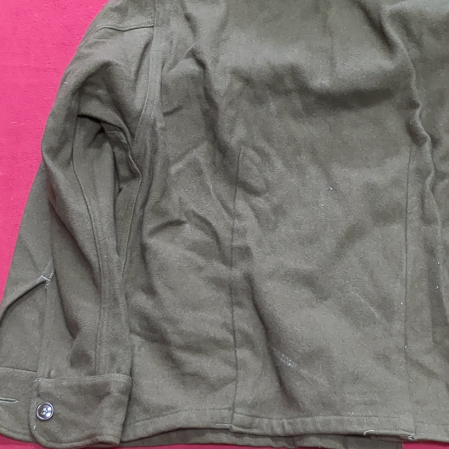VINTAGE Man's Small Regular (?) Wool Olive Green Coat Shirt Excellent Condition (eb08-20)