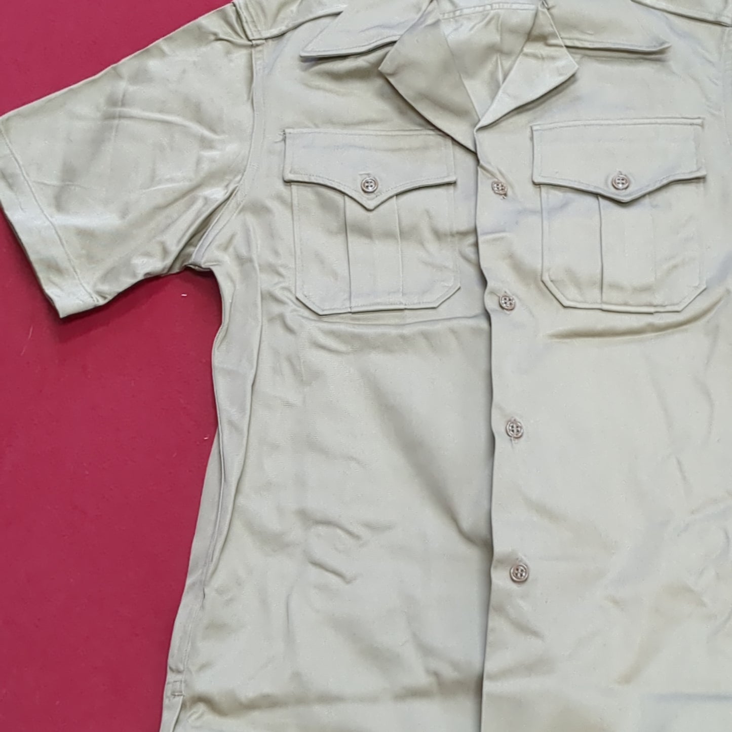Vietnam Era US Army Men's Small U.T. 4.2oz Tan Short-Sleeve Shirt Used (04g 25g-20)