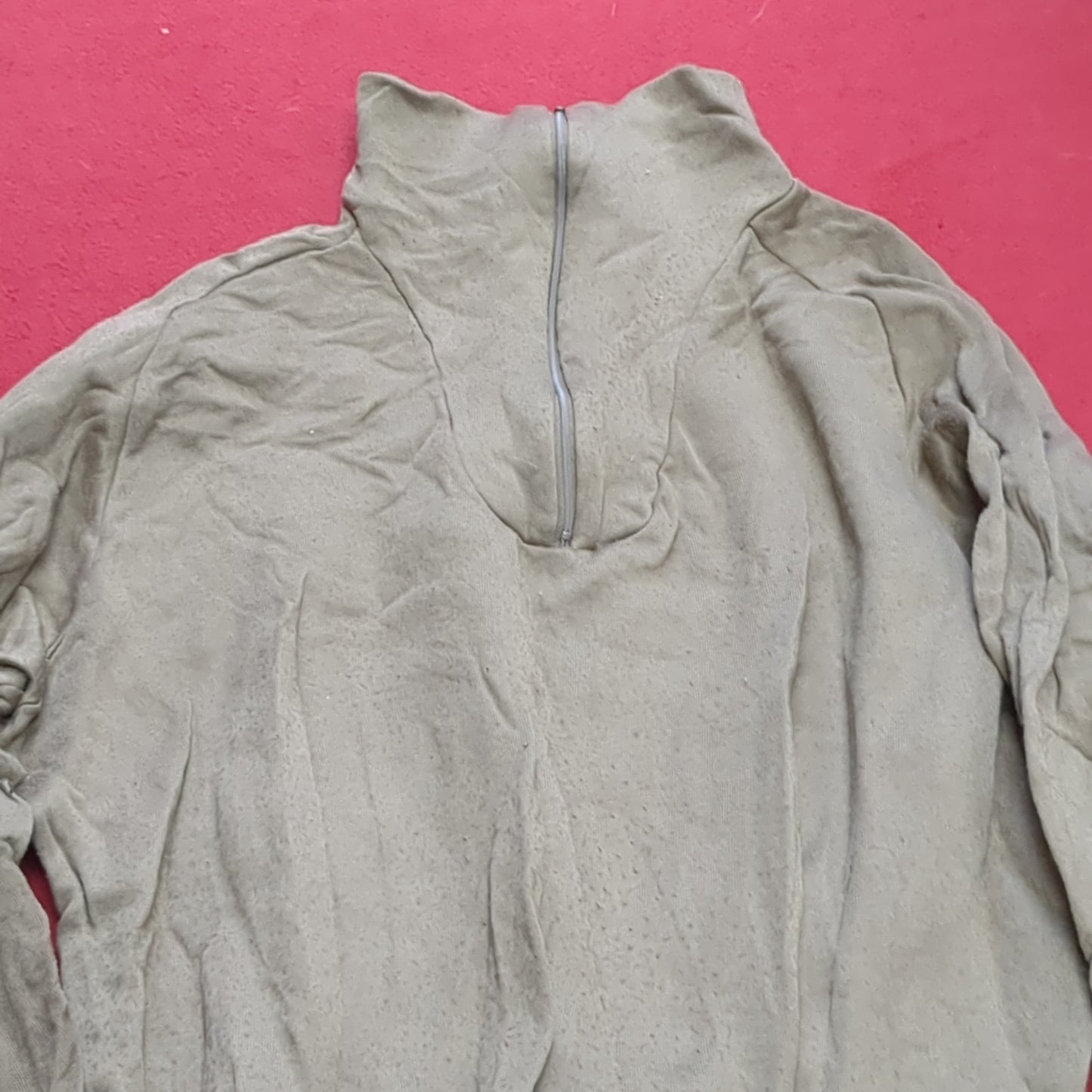 US Army Medium '90s Brown Cold Weather Poly-Pro Top Used (21g waf3- fa03-g529)