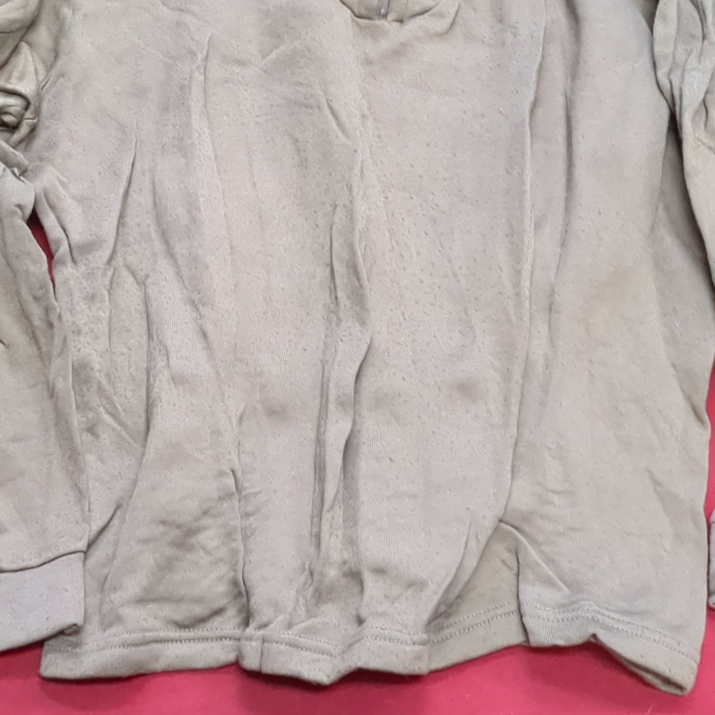 US Army Medium '90s Brown Cold Weather Poly-Pro Top Used (21g waf3- fa03-g529)