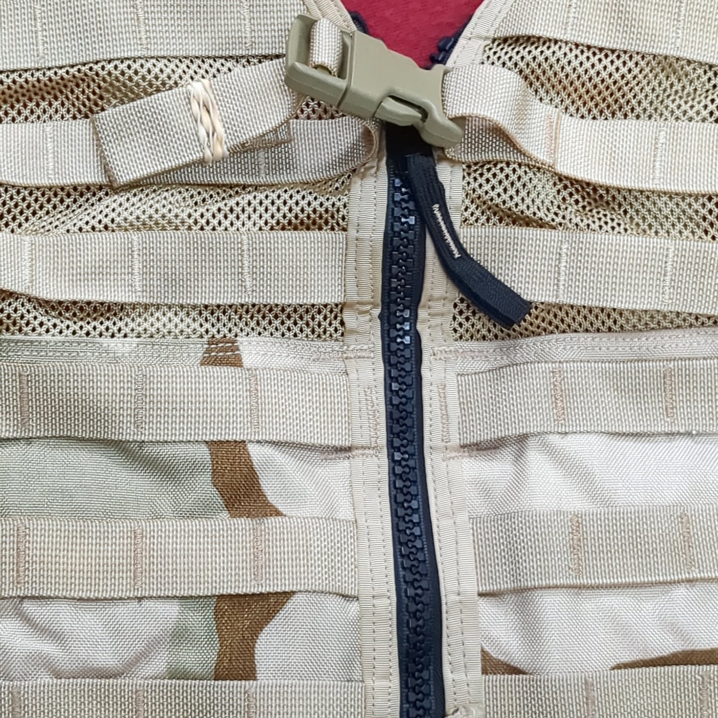 US Army Desert Camouflage FLC Fighting Load Carrier DCU Good Condition (EB16-53)