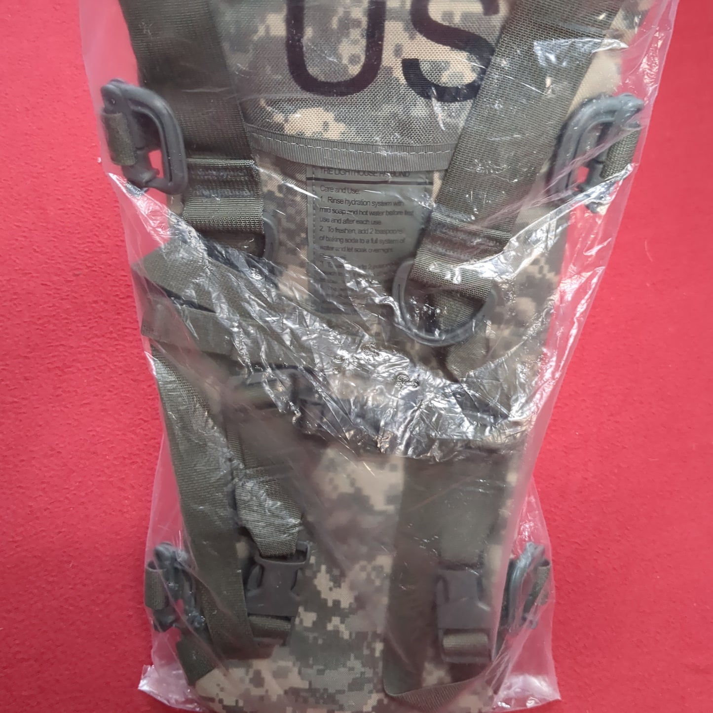 NOS Universal Hydration 3L 100oz Hydration System ACU/UCP (08o- db01-SEP140)