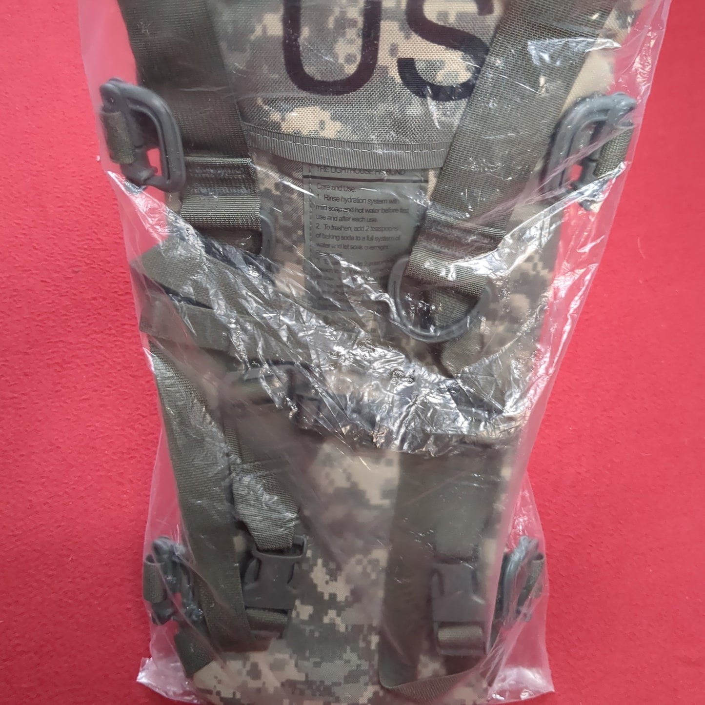 NOS Universal Hydration 3L 100oz Hydration System ACU/UCP (db01-FEB101)