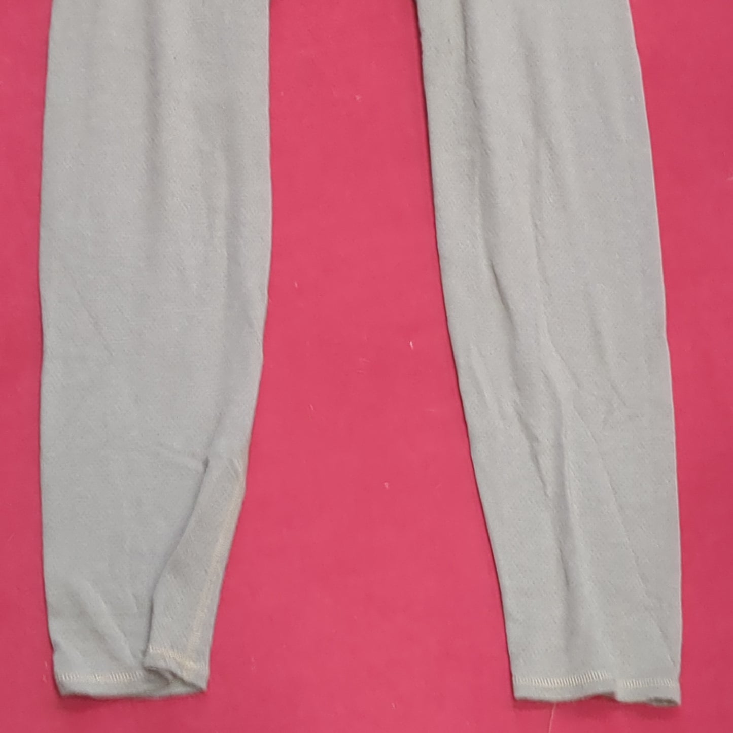 US Military Medium Regular SET OF Insulated Cold Weather Flame Resistant FRAC Moisture Wicking ( fa01-SEP166-WAF1)