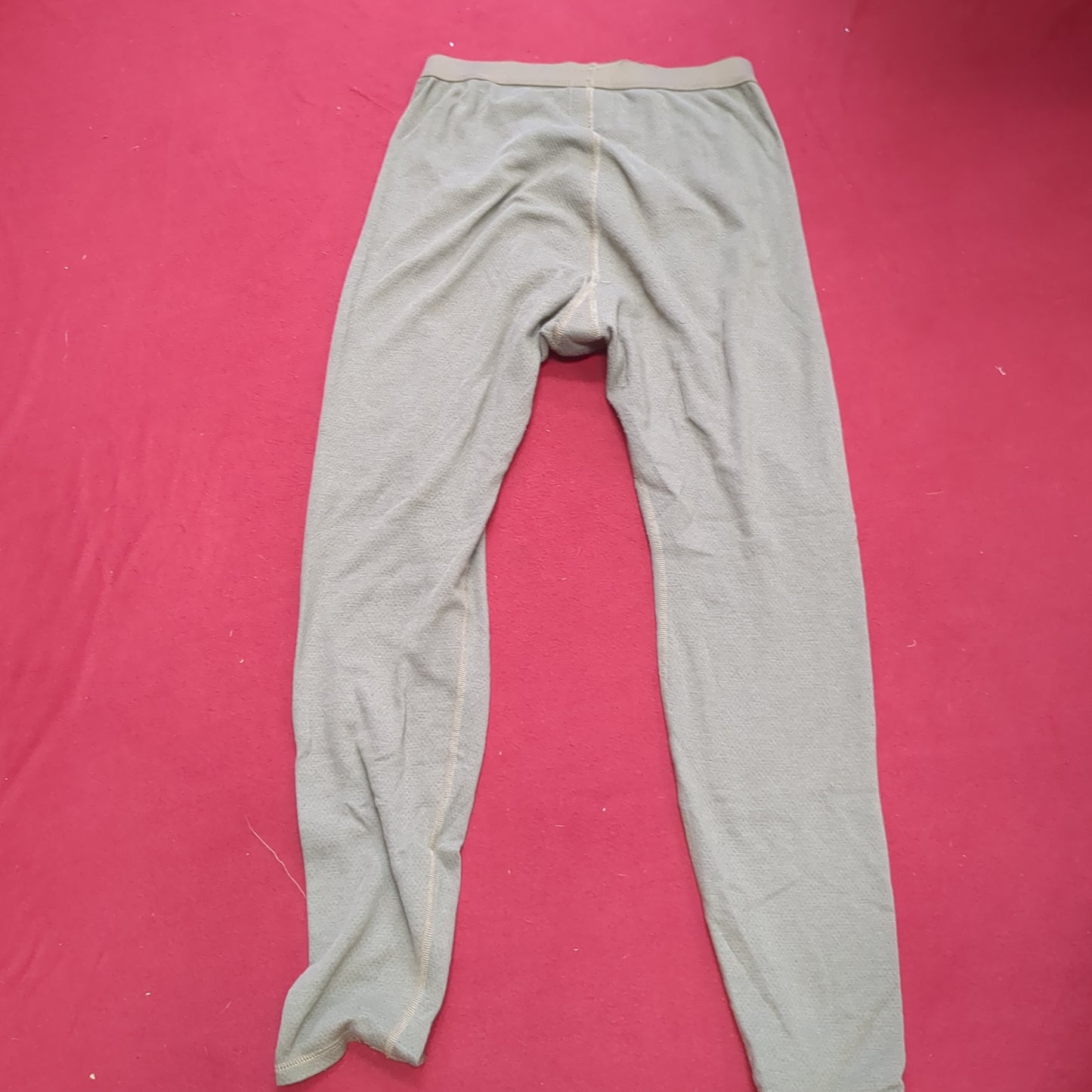 US Military Medium Regular SET OF Insulated Cold Weather Flame Resistant FRAC Moisture Wicking ( fa01-SEP166-WAF1)