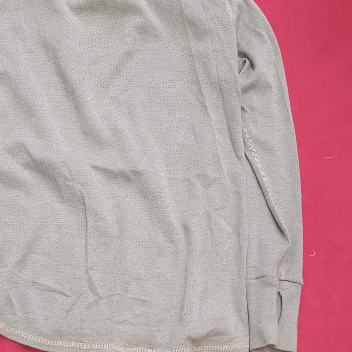 US Military Medium Regular SET OF Insulated Cold Weather Flame Resistant FRAC Moisture Wicking ( fa01-SEP166-WAF1)