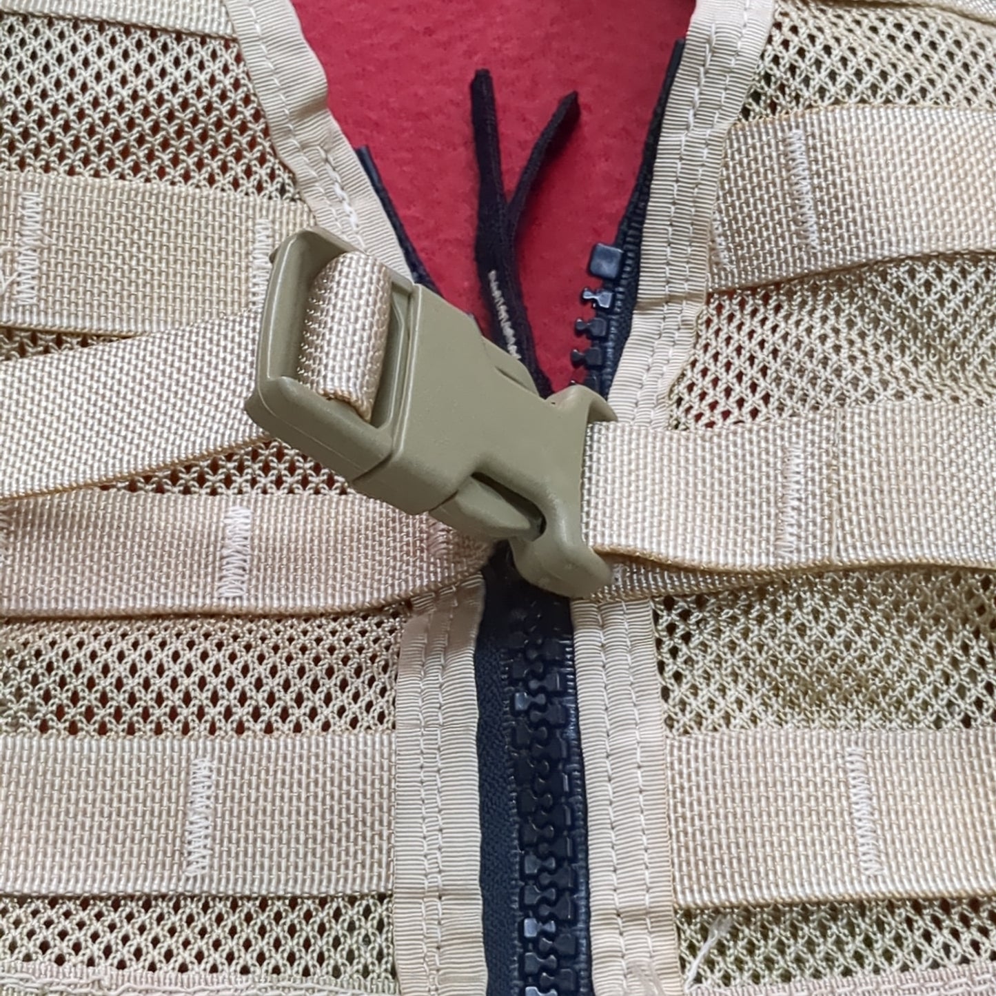 US Army Desert Camouflage FLC Fighting Load Carrier DCU Excellent Condition (EB16-OCT59)