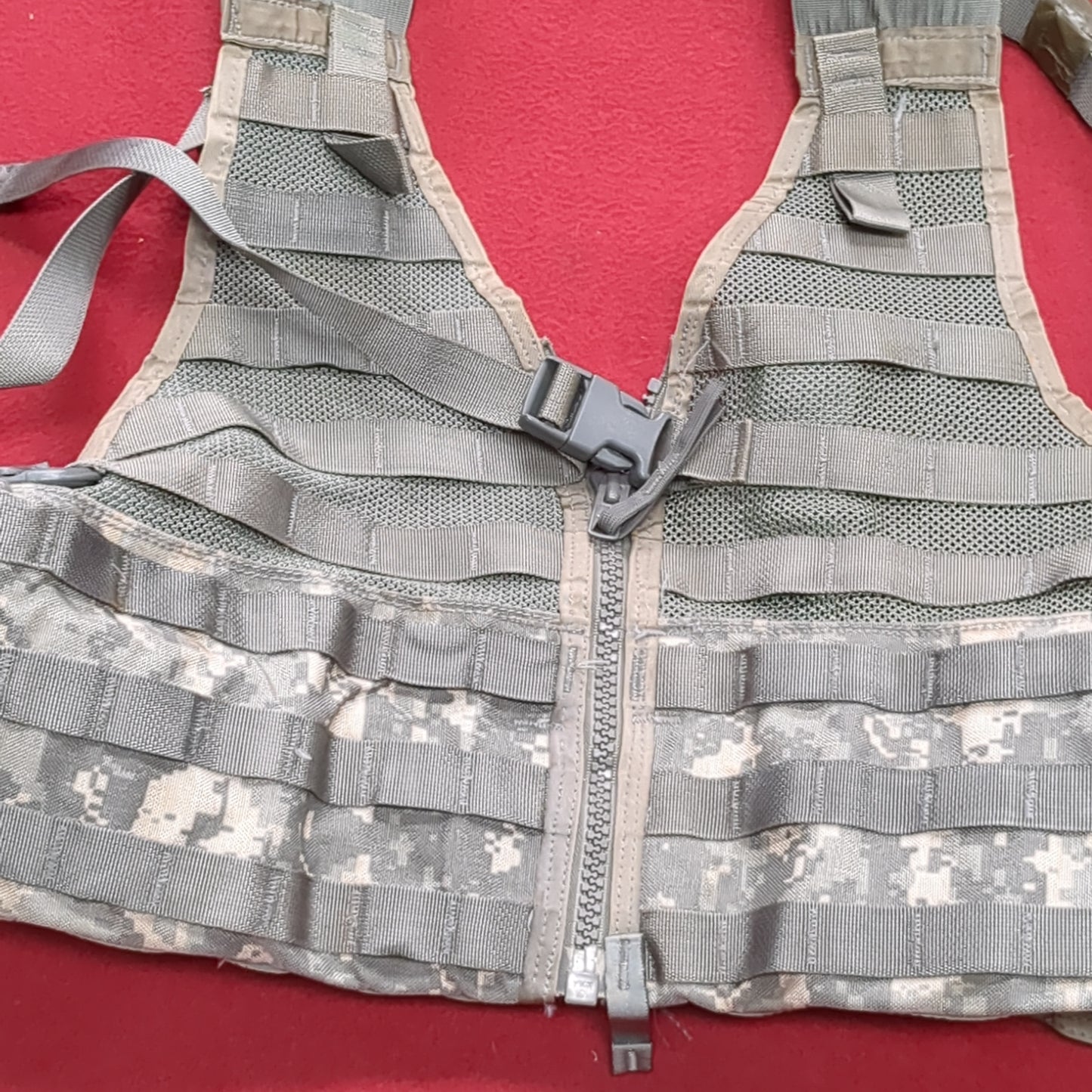 Chest Rig ACU UCP Digital Camo Fighting Load Carrier FLC Molle USED (EB16-OCT62)