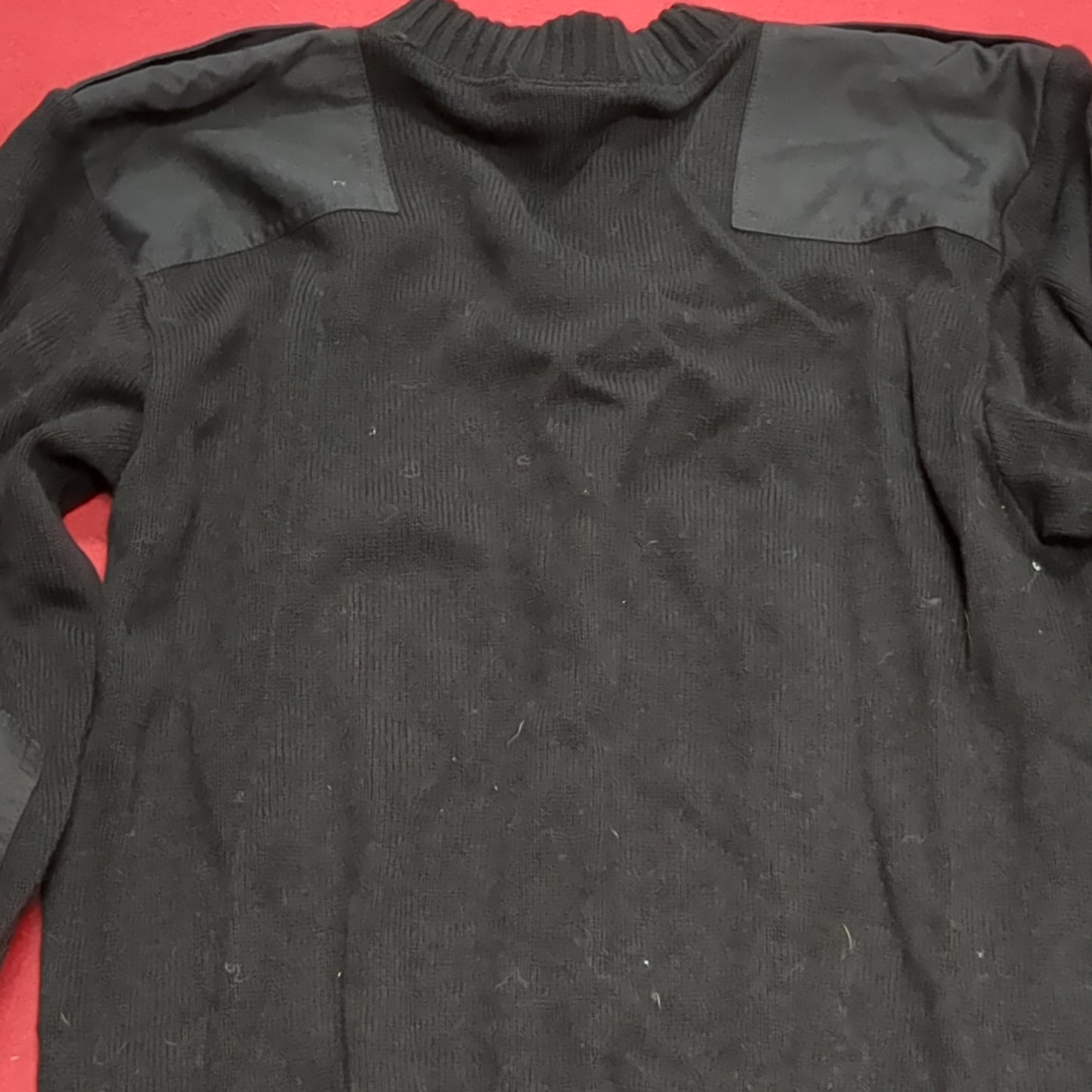 Vintage CITADEL Large V-NECK SWEATER Black Pull-Over Acrylic Excellent Condition (31o- da15-09)