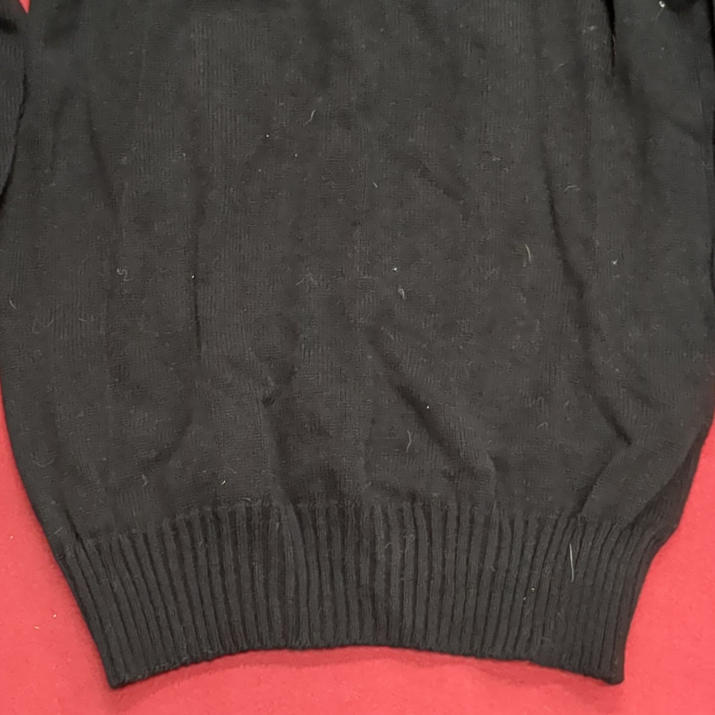 Vintage CITADEL Large V-NECK SWEATER Black Pull-Over Acrylic Excellent Condition (31o- da15-09)