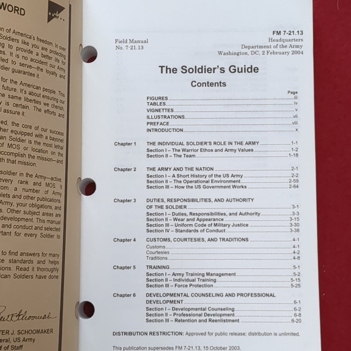 BOOK: THE SOLDIER'S GUIDE FEBRUARY 2004 (BOX16)