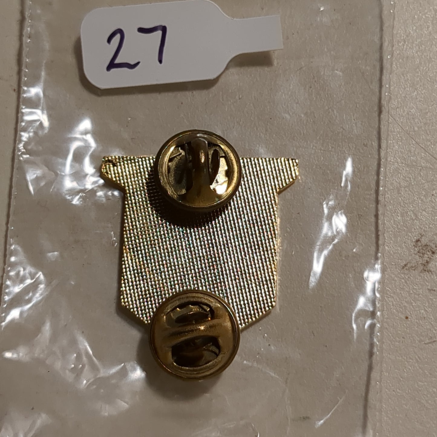 VINTAGE US Army 76th INFANTRY DIVISION Unit Crest Pin (11o27)