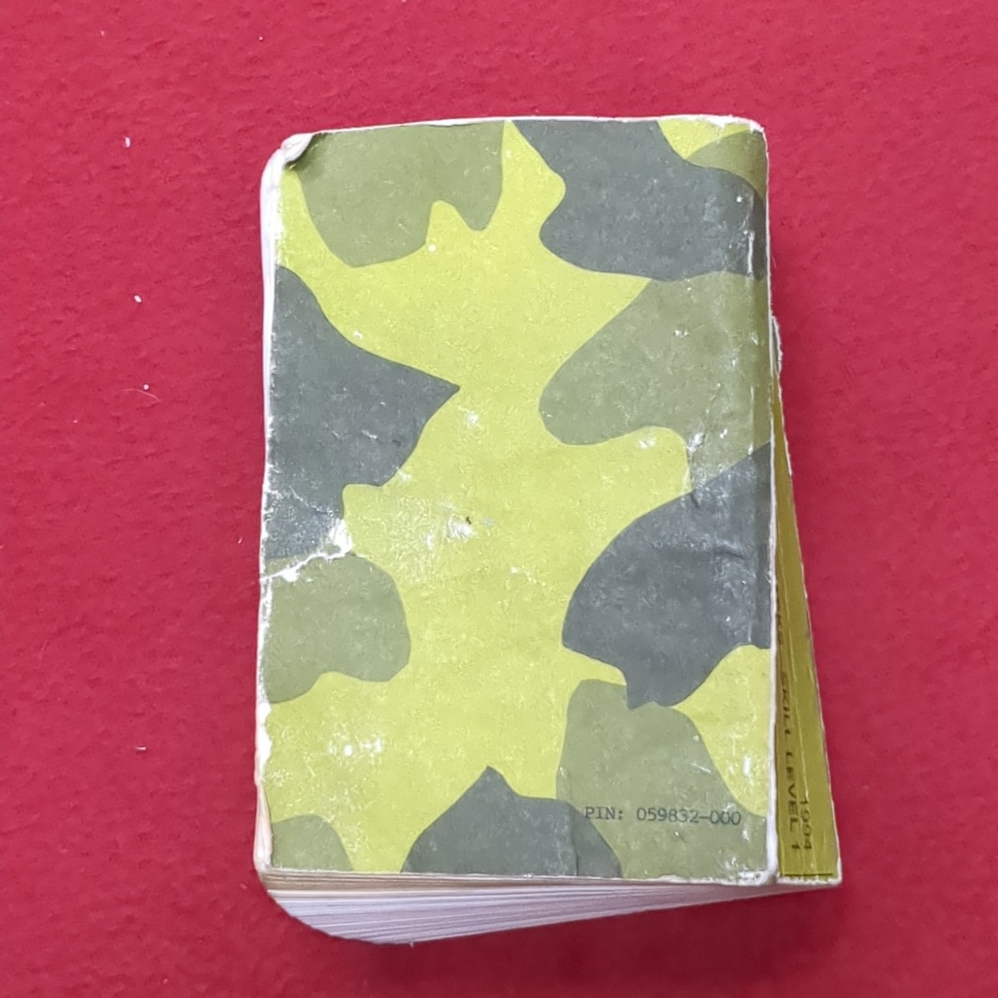 BOOK: SOLDIER'S MANUAL OF COMMON TASKS SKILL LEVEL1 OCTOBER 1994 (box8)