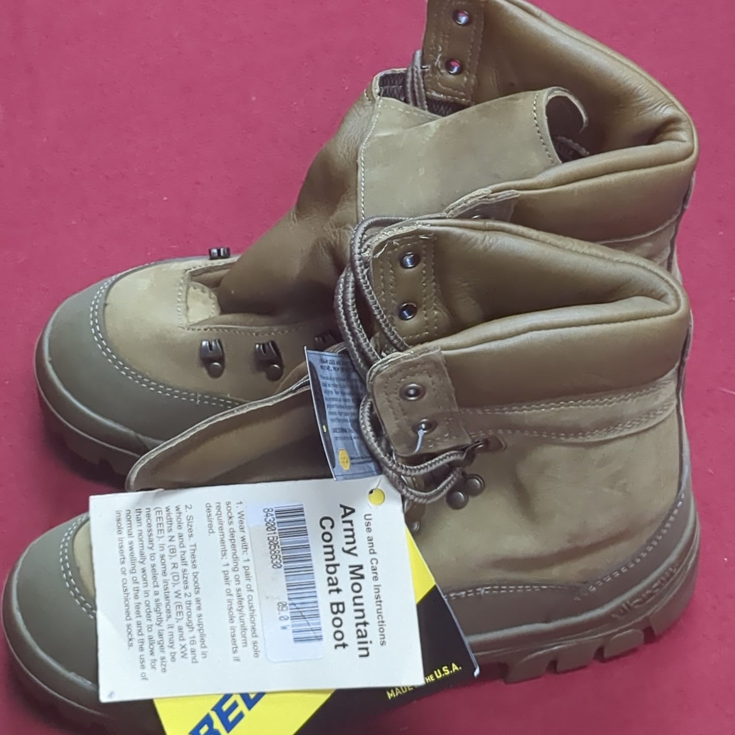NWT US Army Deployment 9.0W Bates Combat Hiker Boots (hc08-OCT200)