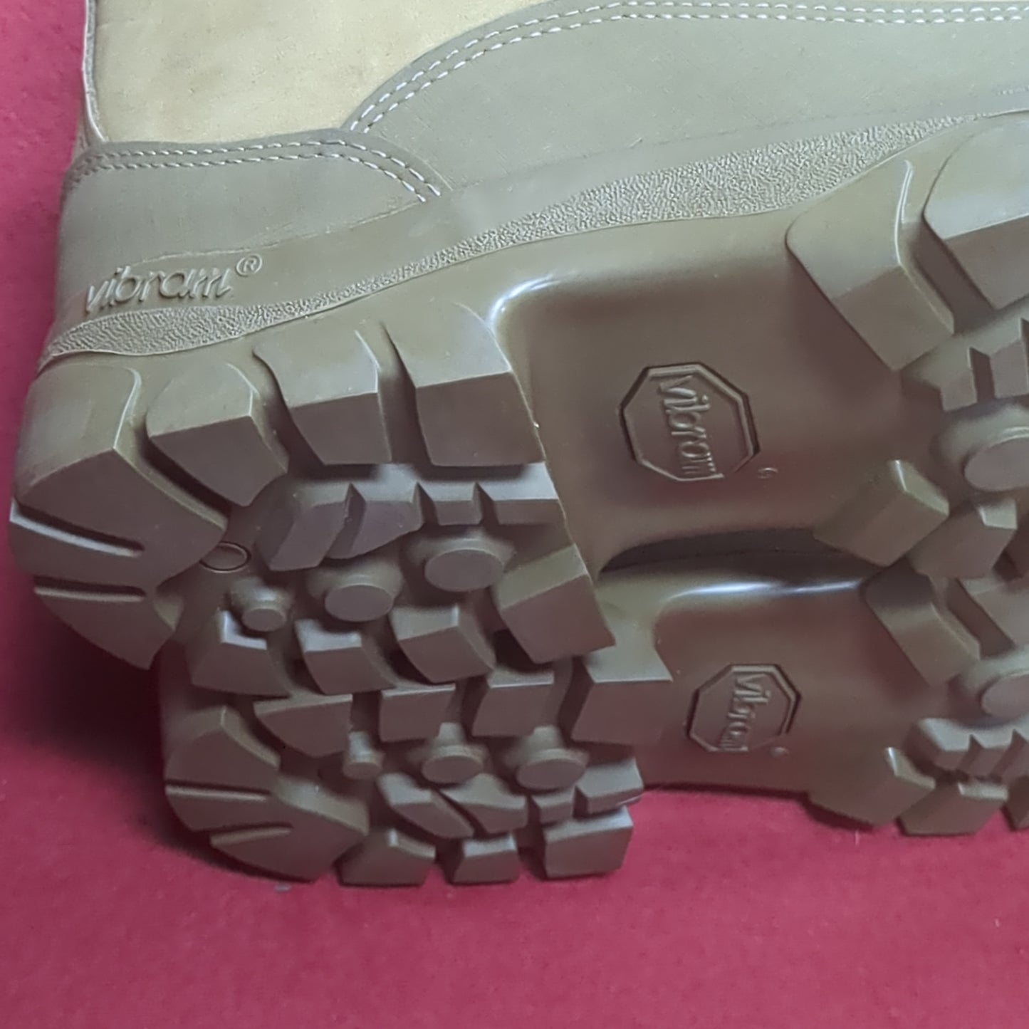 NWT US Army Deployment 9.0W Bates Combat Hiker Boots (hc08-OCT200)