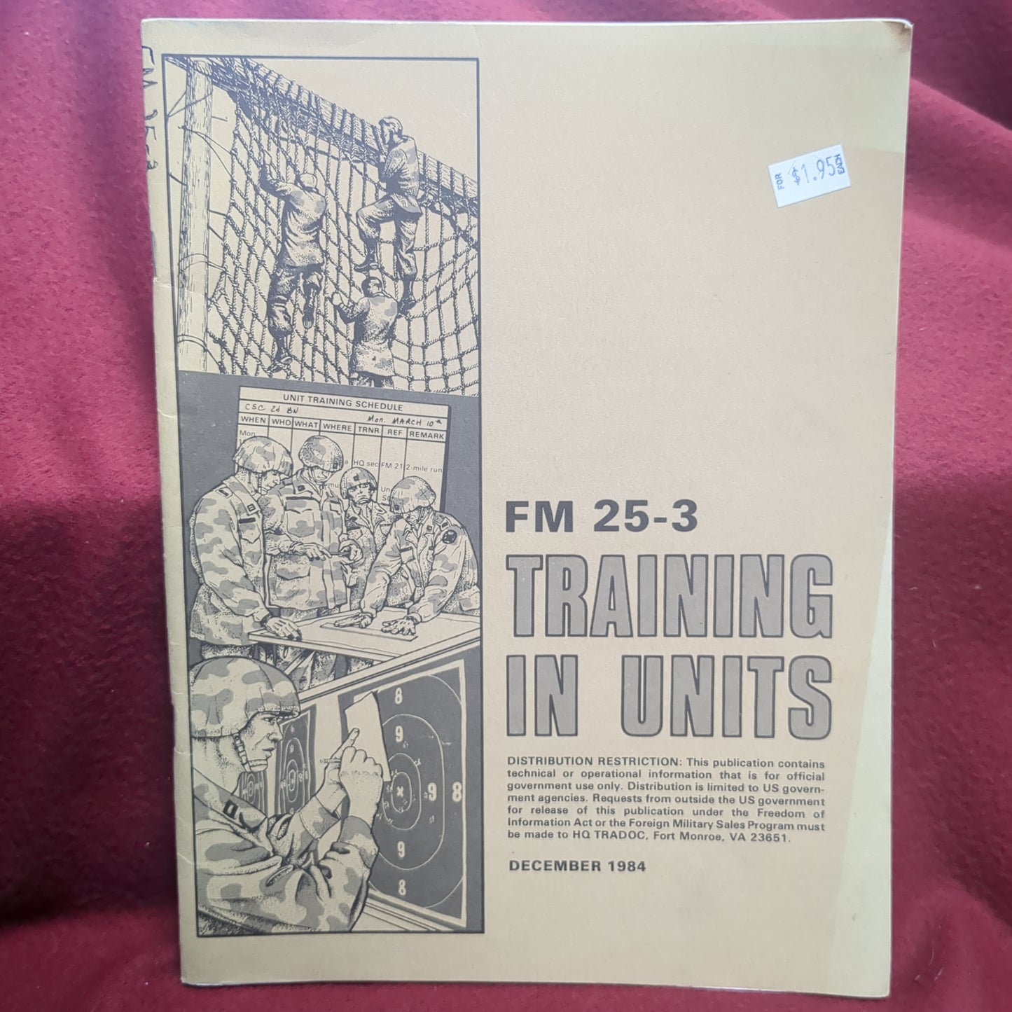 BOOK: TRAINING IN UNITS DECEMBER 1984 (box9)
