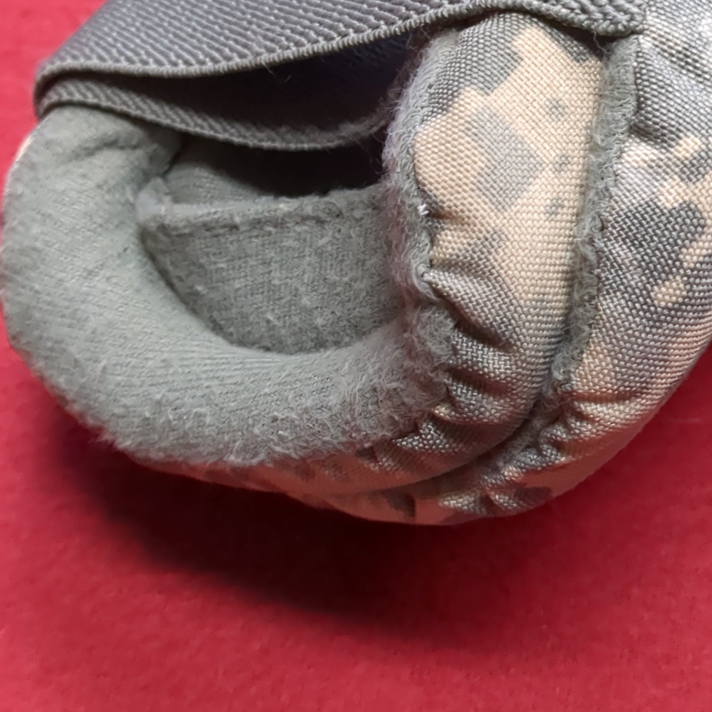 SET of US Army ALTA Elbow/Knee Pads Smooth ACU/UCP Camouflage Used (gcg2- da12-NOV74)