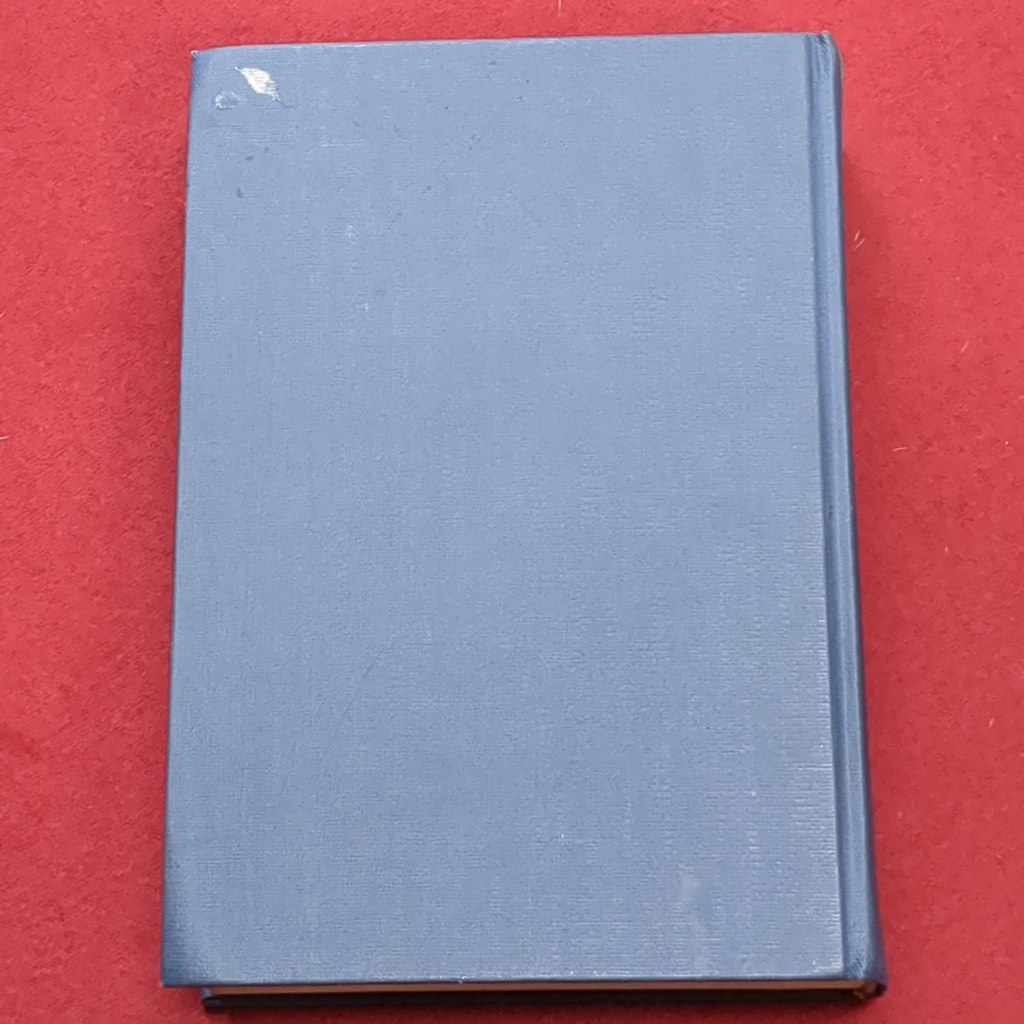 BOOK: (HARDBACK EDITION) INFANTRY PART 1: REGULAR ARMY: CENTER OF MILITARY HISTORY 1972 (box12)