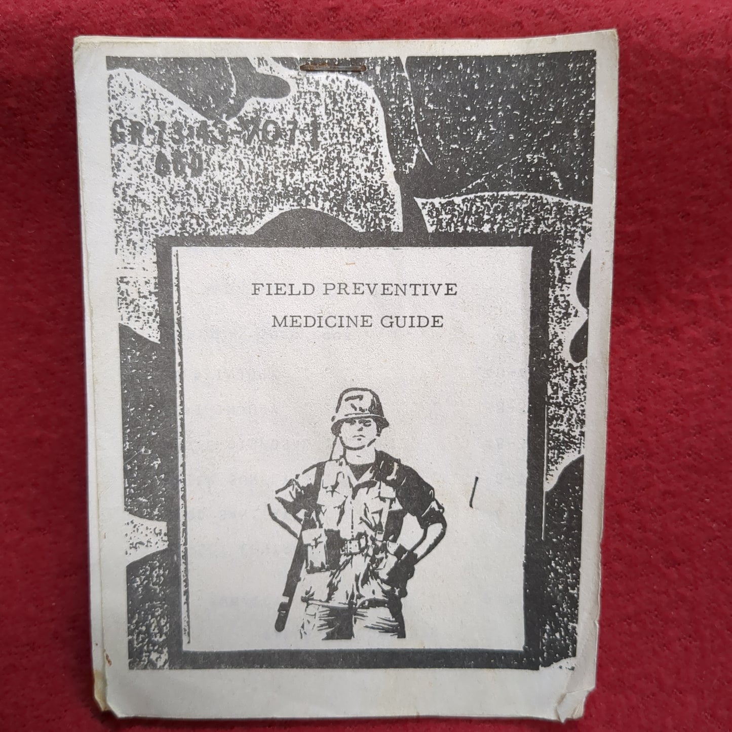 BOOK: FIELD PREVENTIVE MEDICINCE GUIDE 1987 (box18)