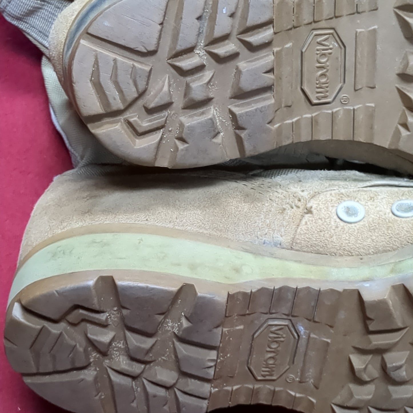 US Army 5 1/2 W Standard Issue Hot Weather Combat Boots Coyote 499 Tan (a09- DC14-NOV103)