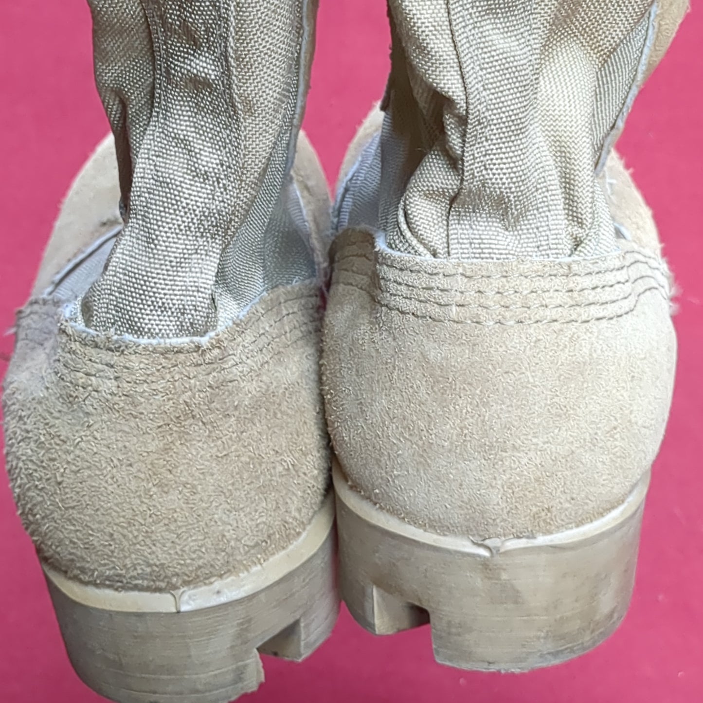 US Army 5 1/2 Wide Standard Issue Hot Weather Combat Boots Coyote 499 Tan Used (a09- DC14-NOV104)