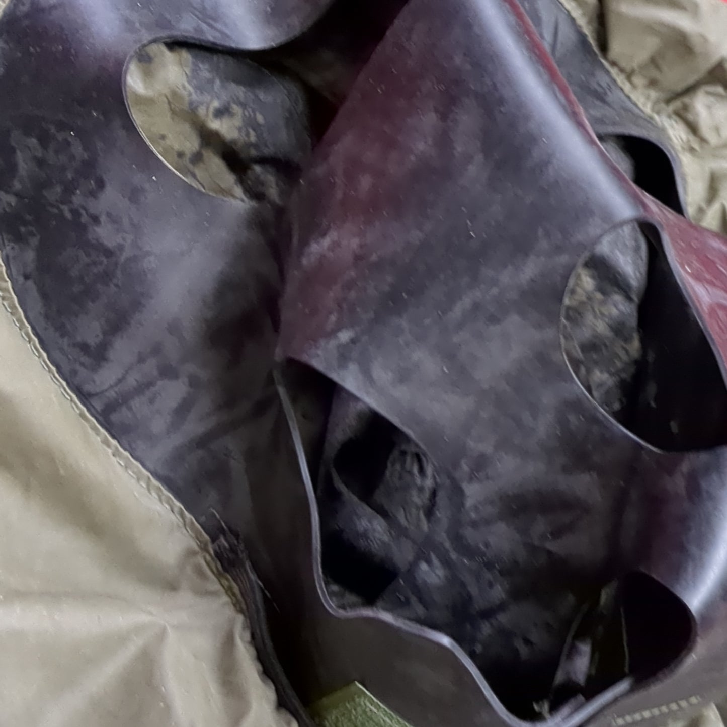 US Army Face piece Breathing Equipment Size: Small 2nd Skin (cbrn5 ac05-NOV131)