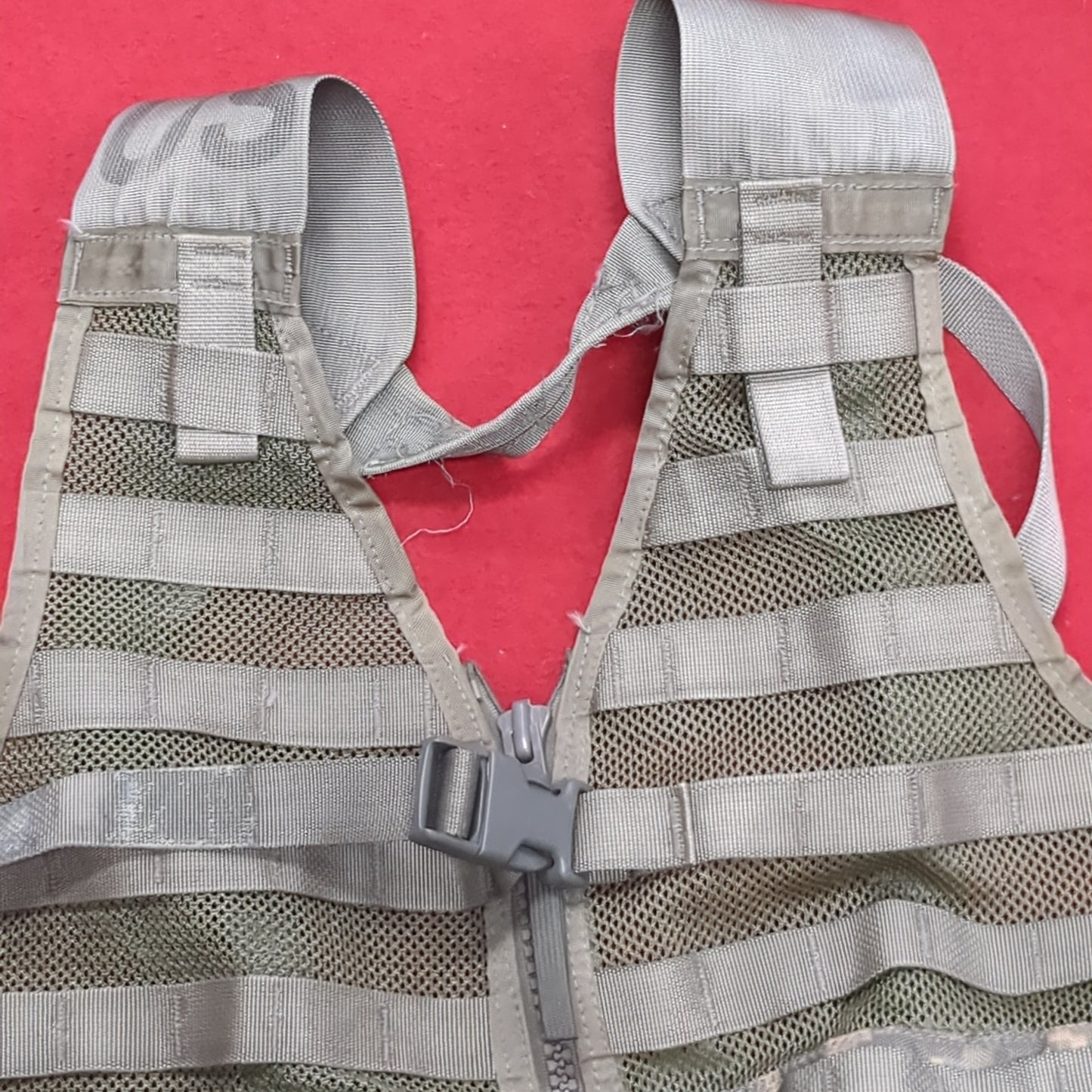 US Army ACU Digitial Camo Fighting Load Carrier FLC Molle Used (eb06-NOV158)